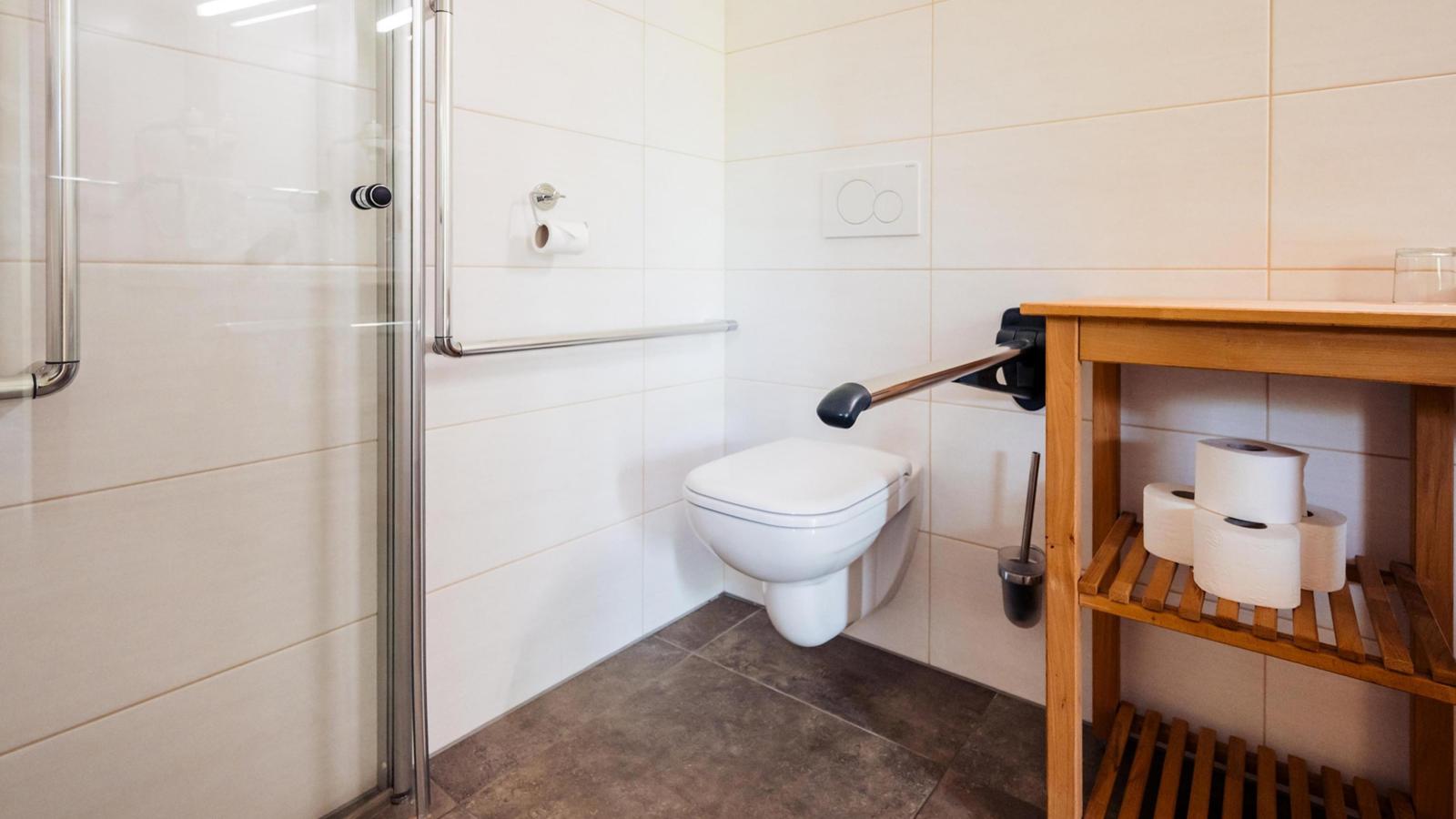 Buchen 54 - Badkamer