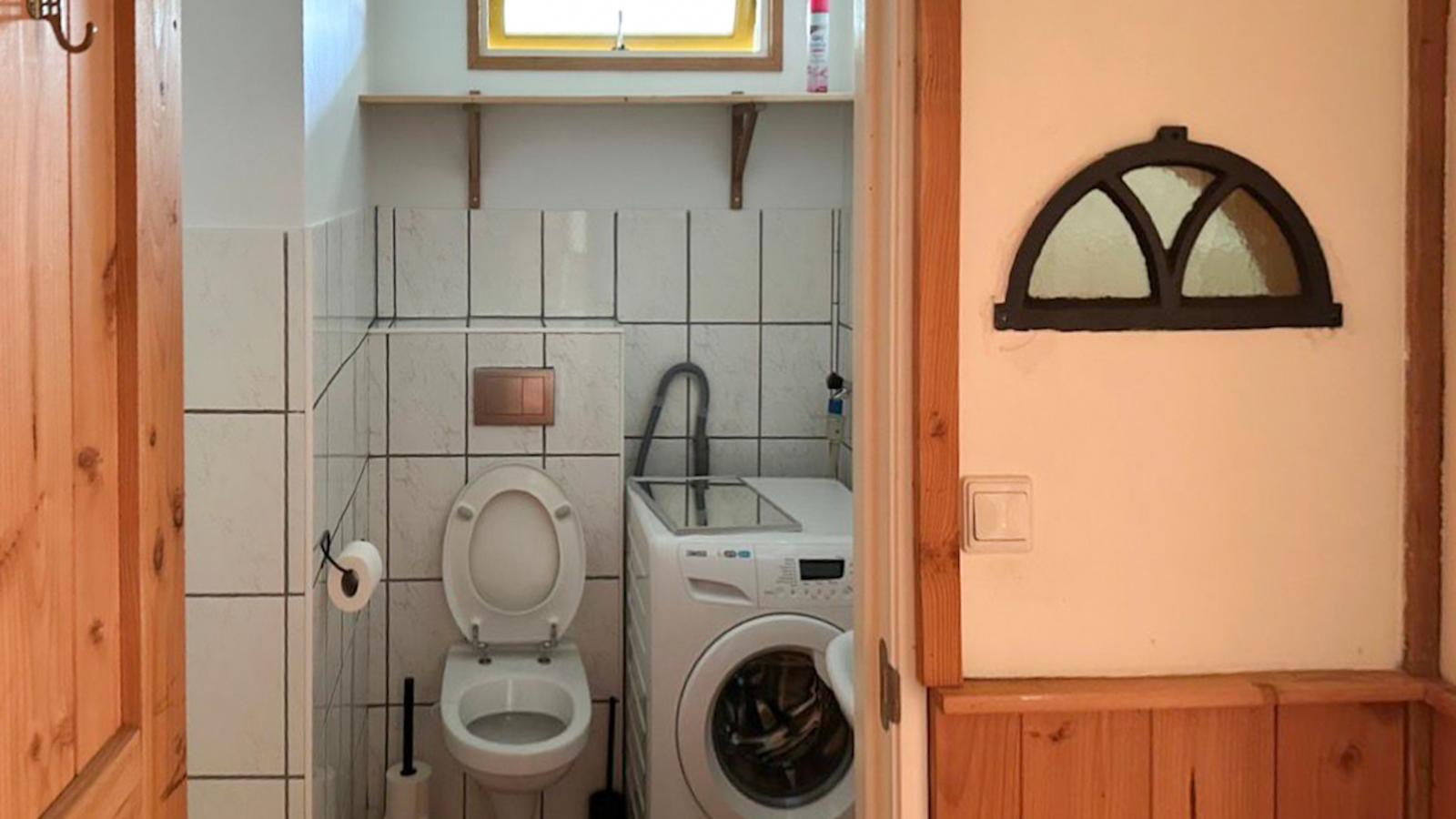 Zwarte Blokhut - Badkamer