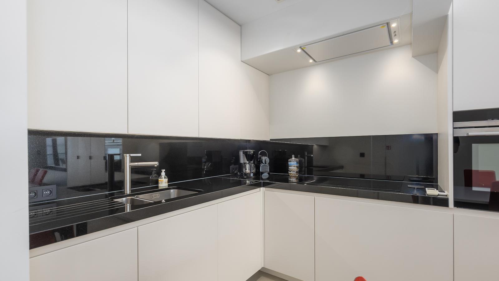 Sydney - 0302 + park.  - Keuken