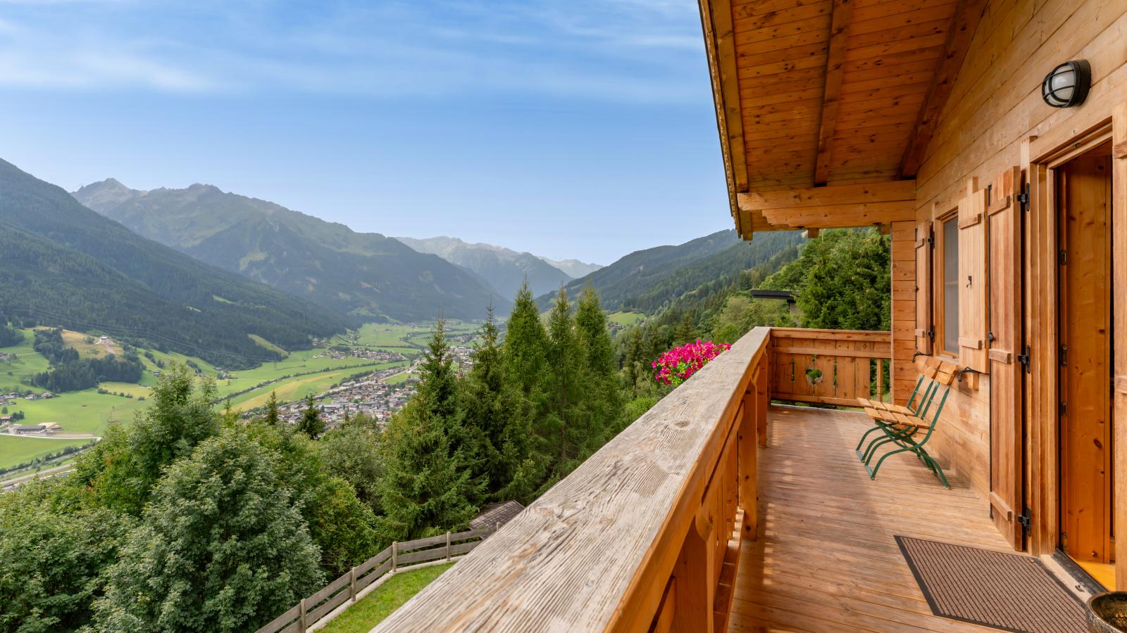 Chalet Obenland - View in summer