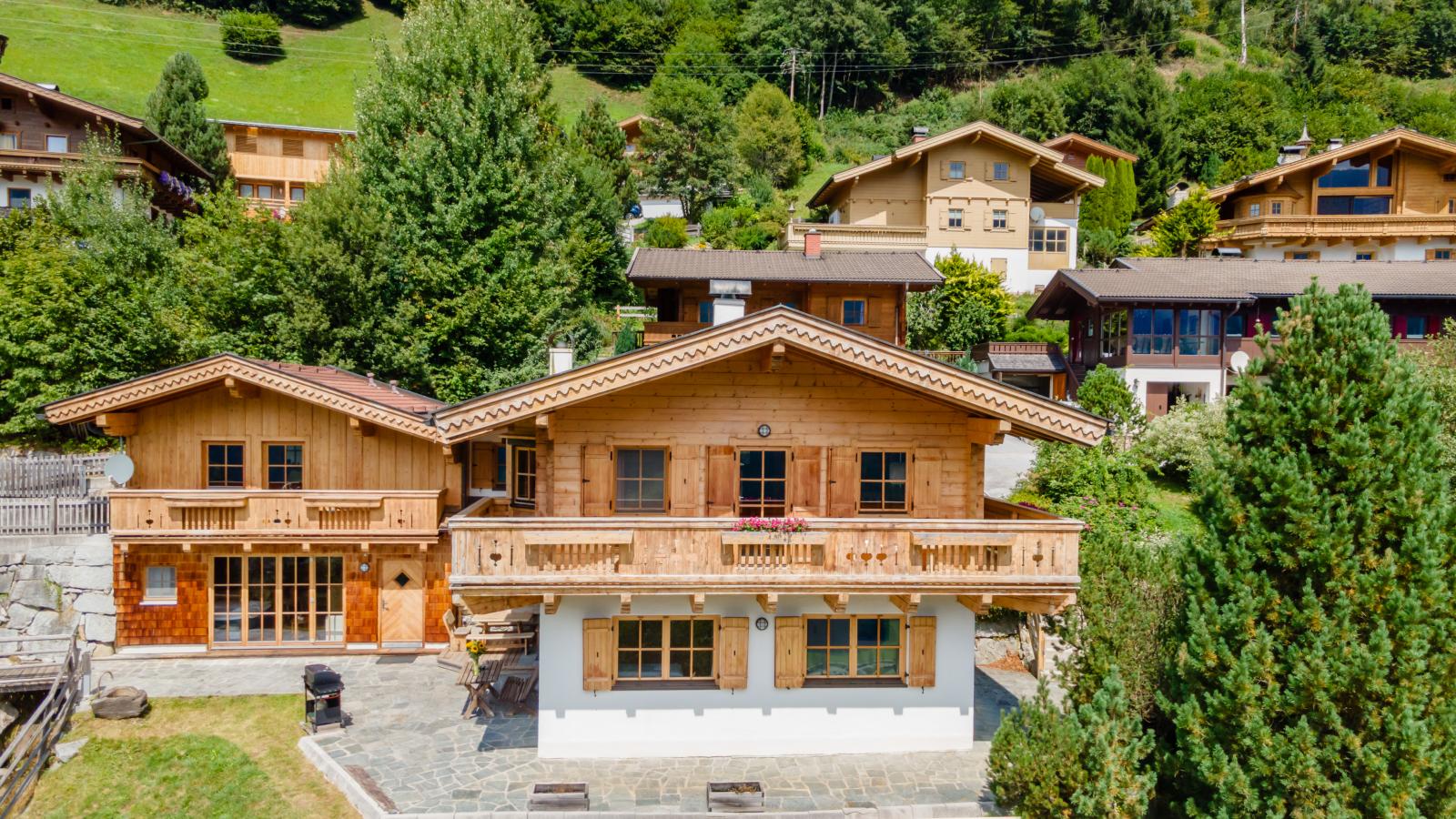 Chalet Obenland - Exterior in summer