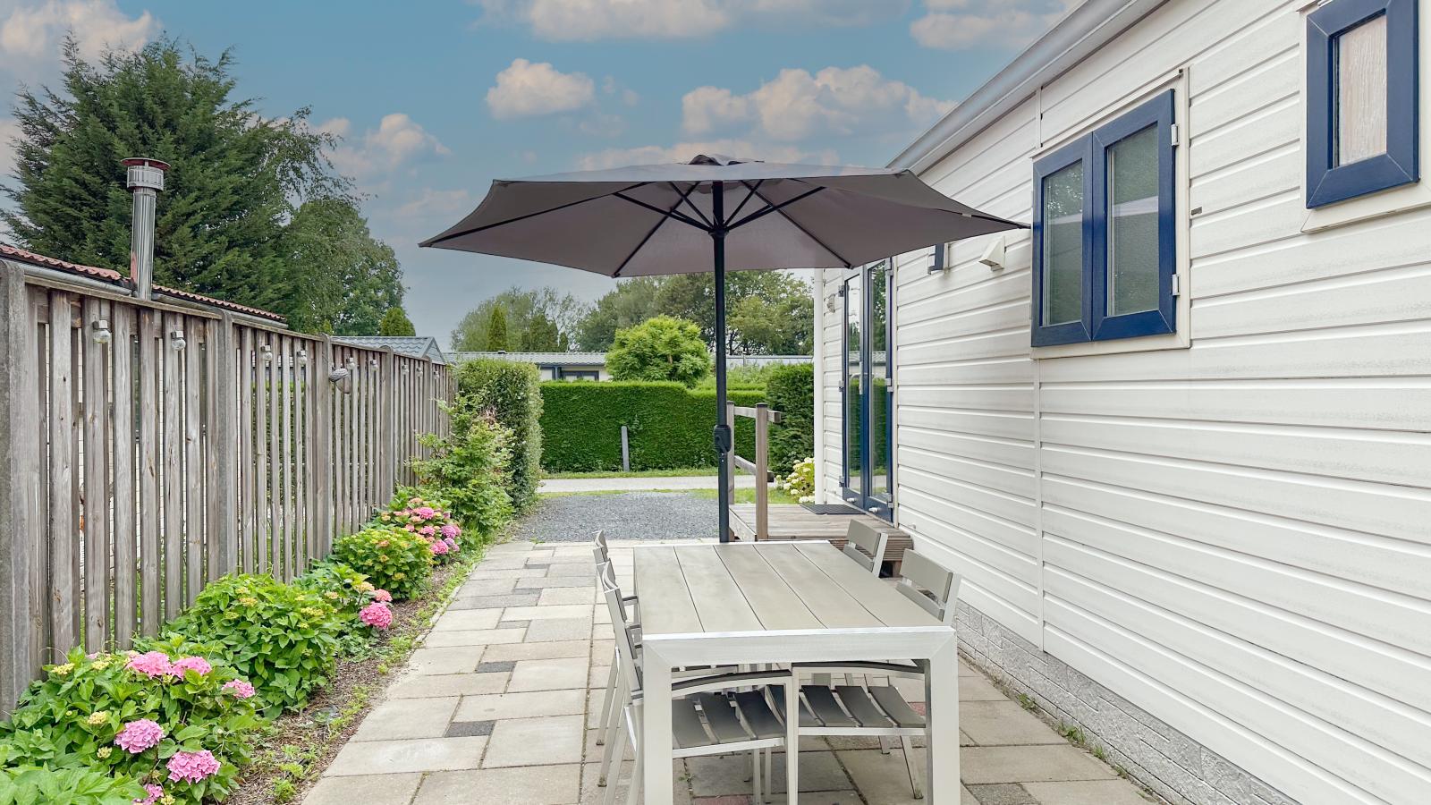 Wit Chalet - Terrasse/Balkon