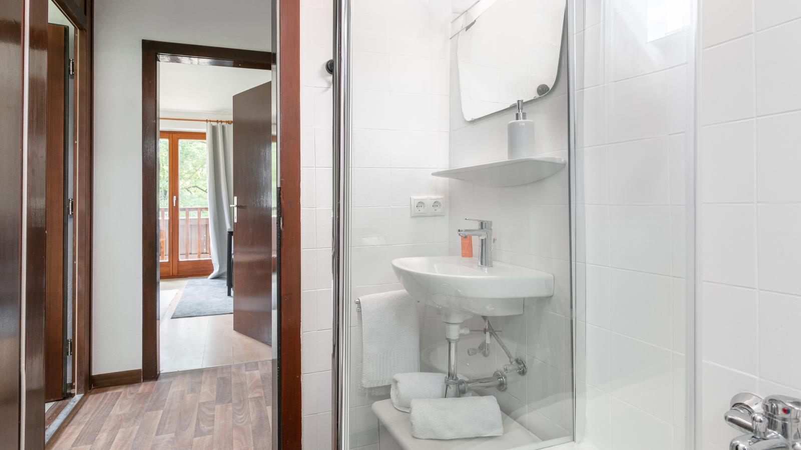 Almweg 1 - Badkamer