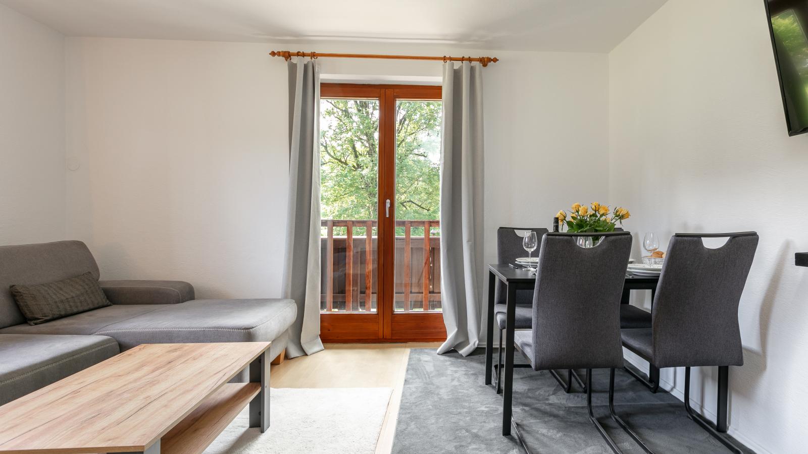 Almweg 1 - Eetkamer