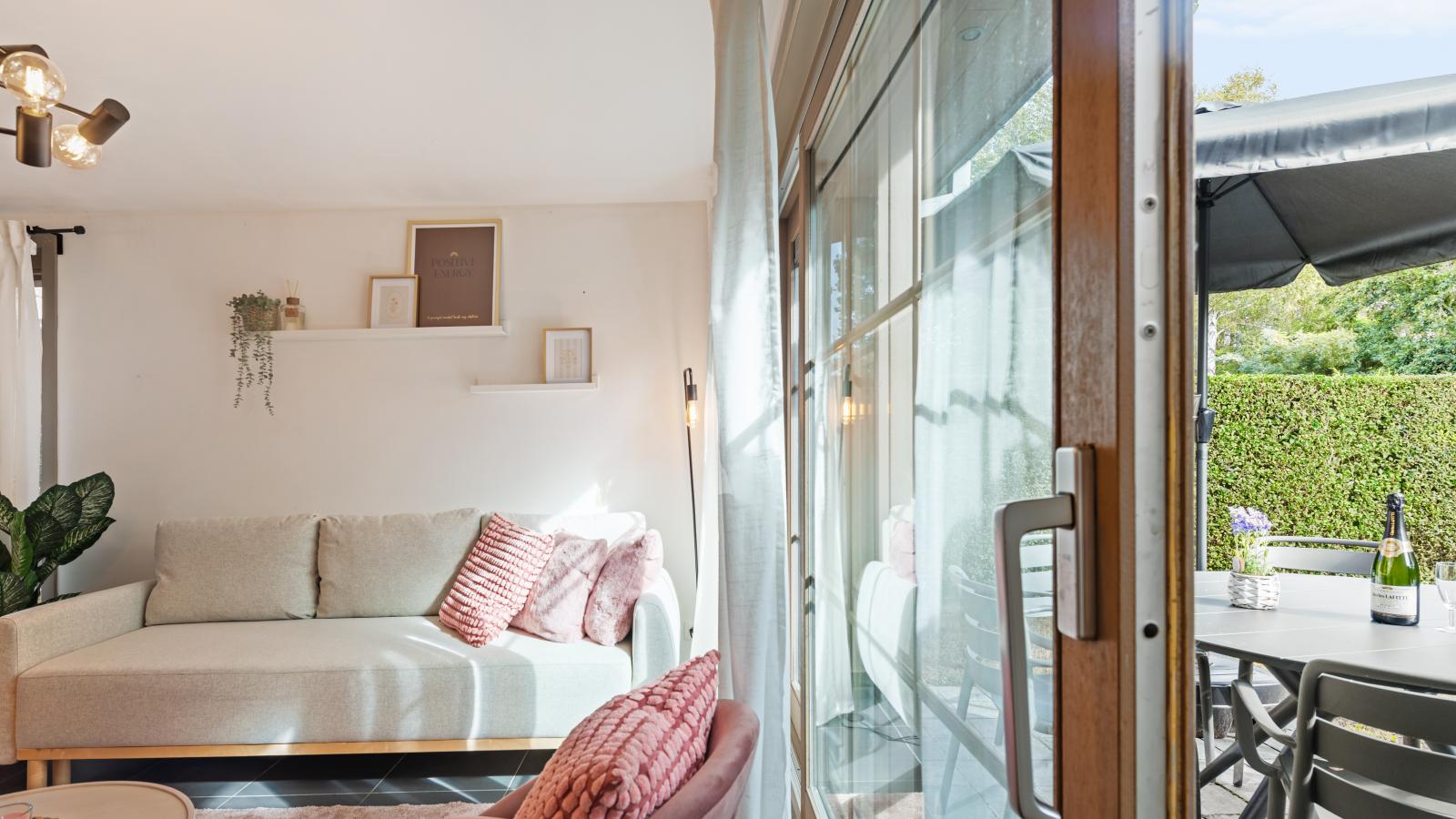 Sea Sweet Home - Living room