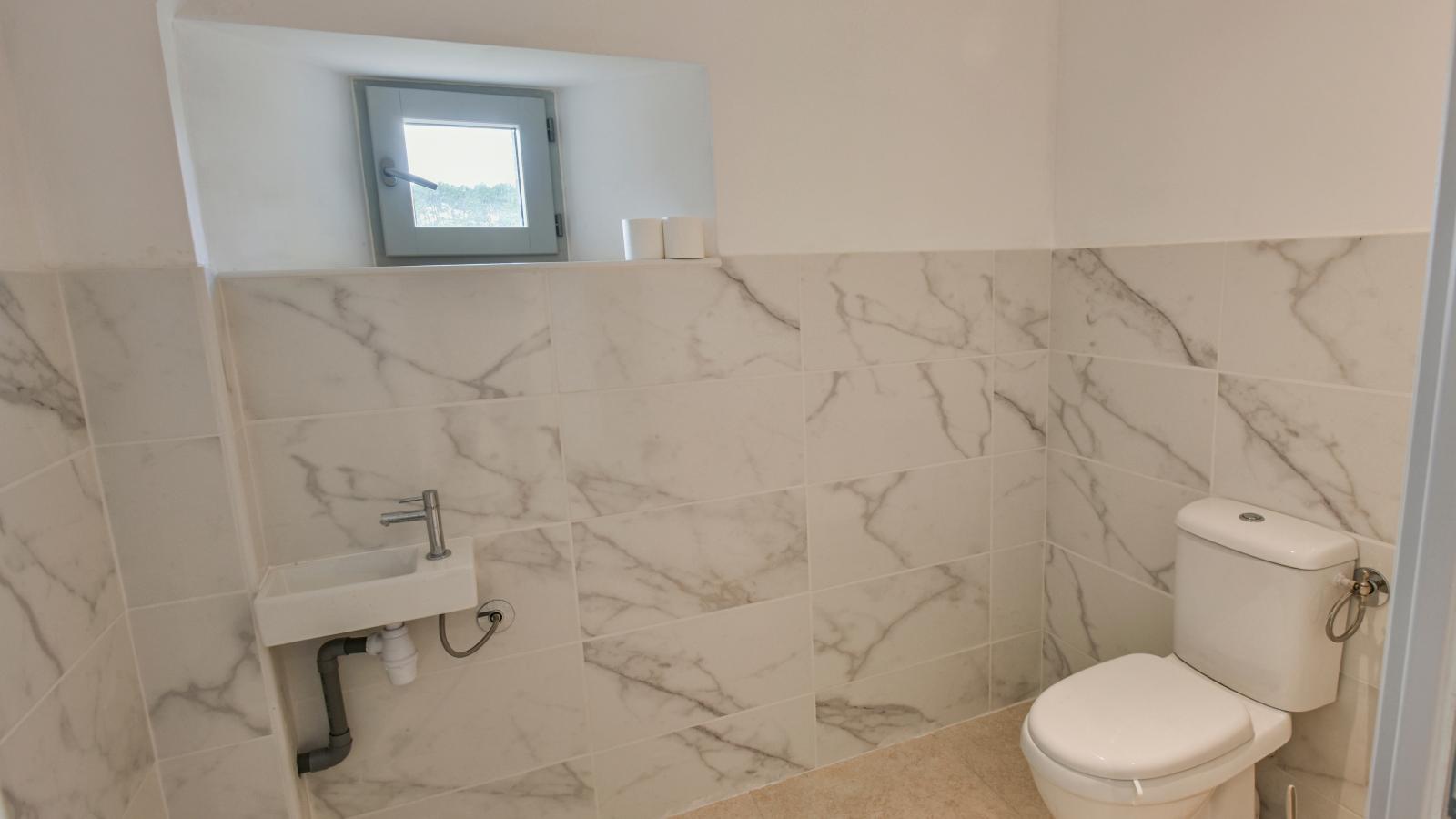 La Grange - Bathroom