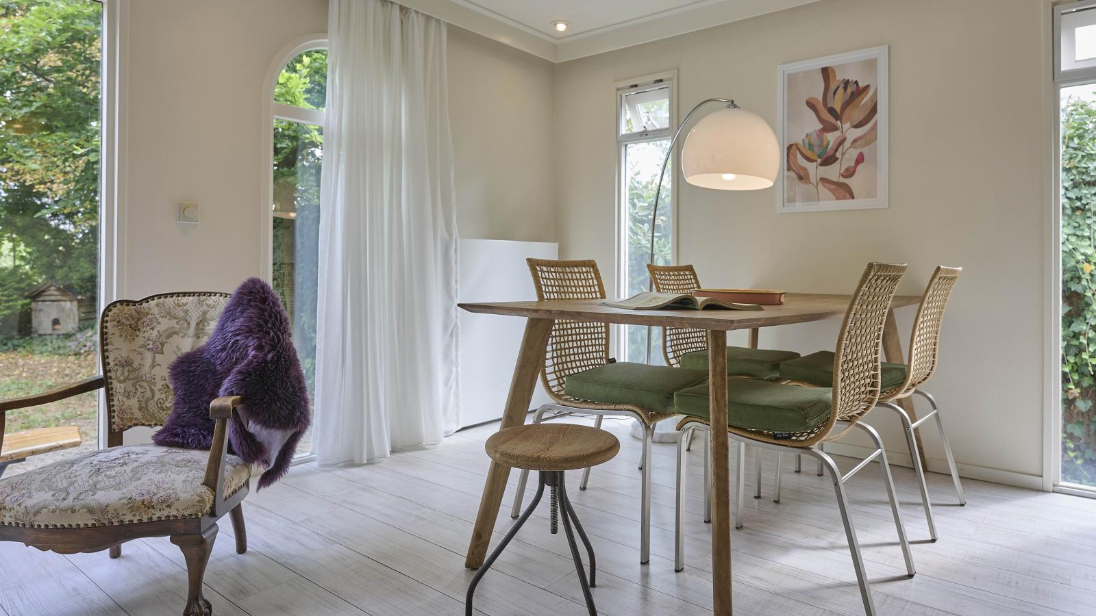 Villaatje Veluwe - Eetkamer