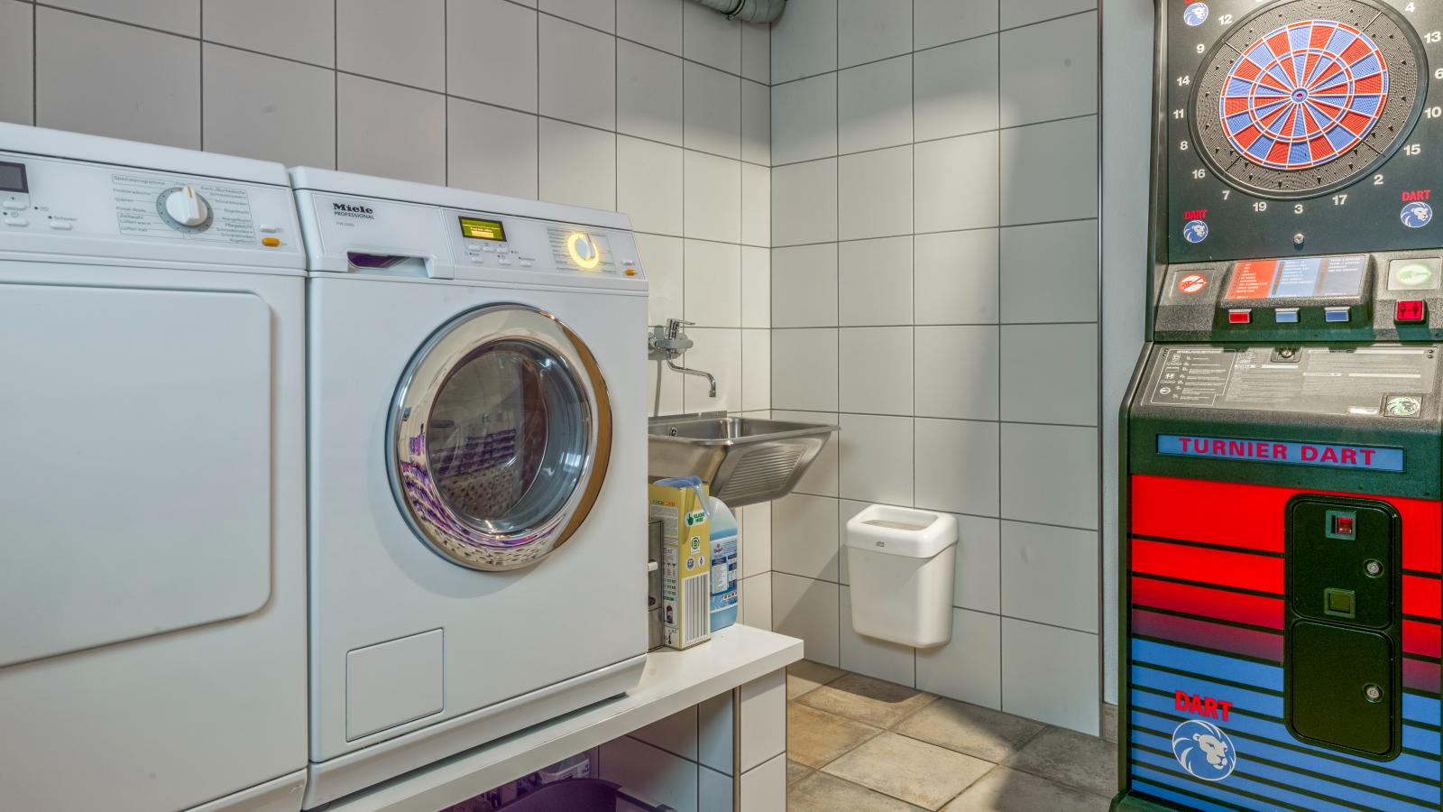 An der Gondelstation A1 - Facilities