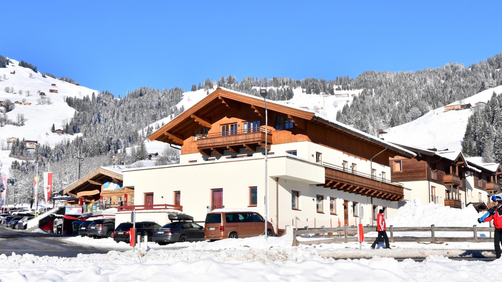 An der Gondelstation A3 - Exterior in winter