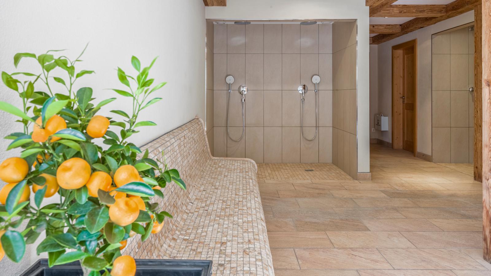 An der Gondelstation A3 - Wellness