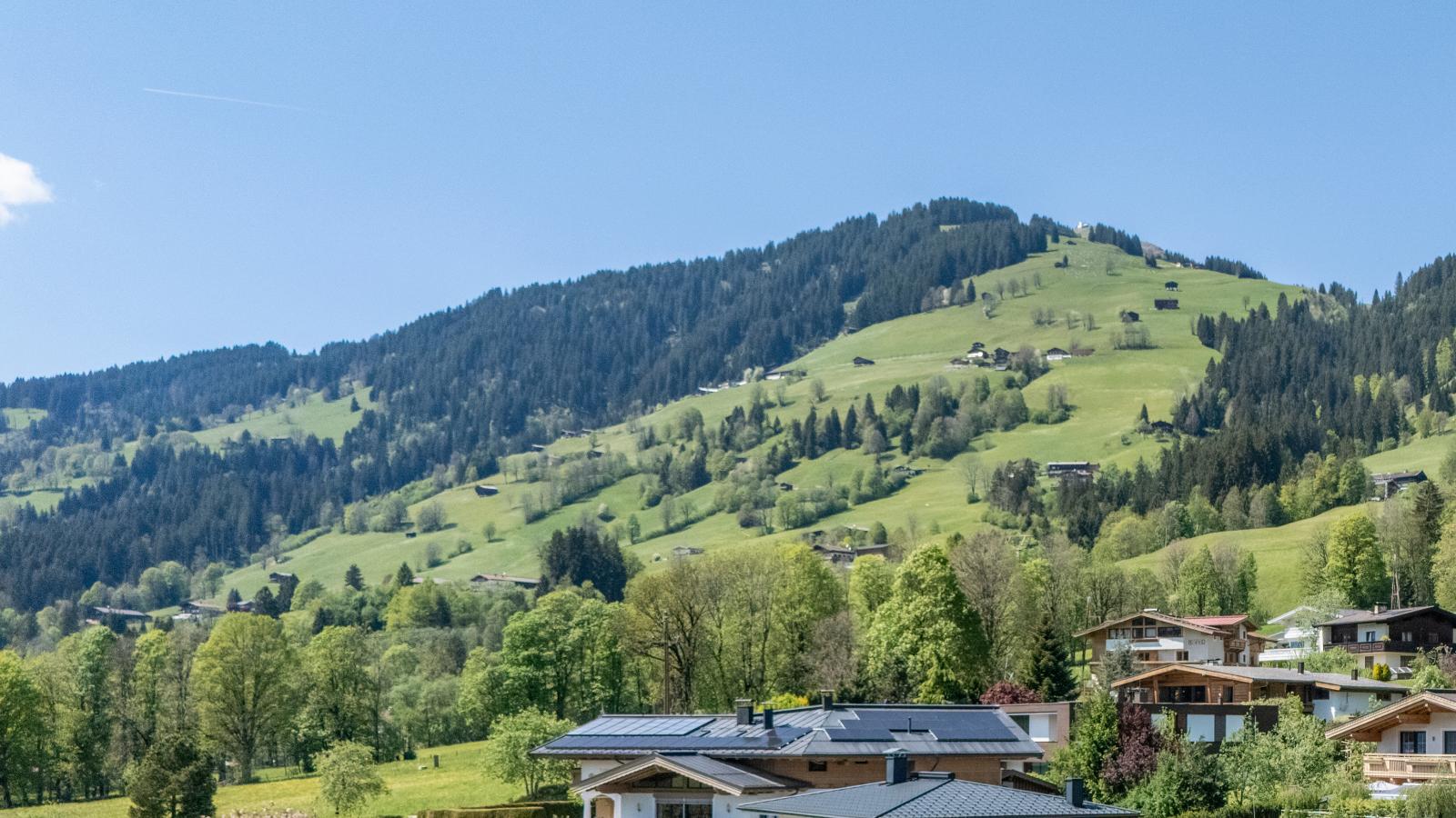 An der Gondelstation A3 - View in summer