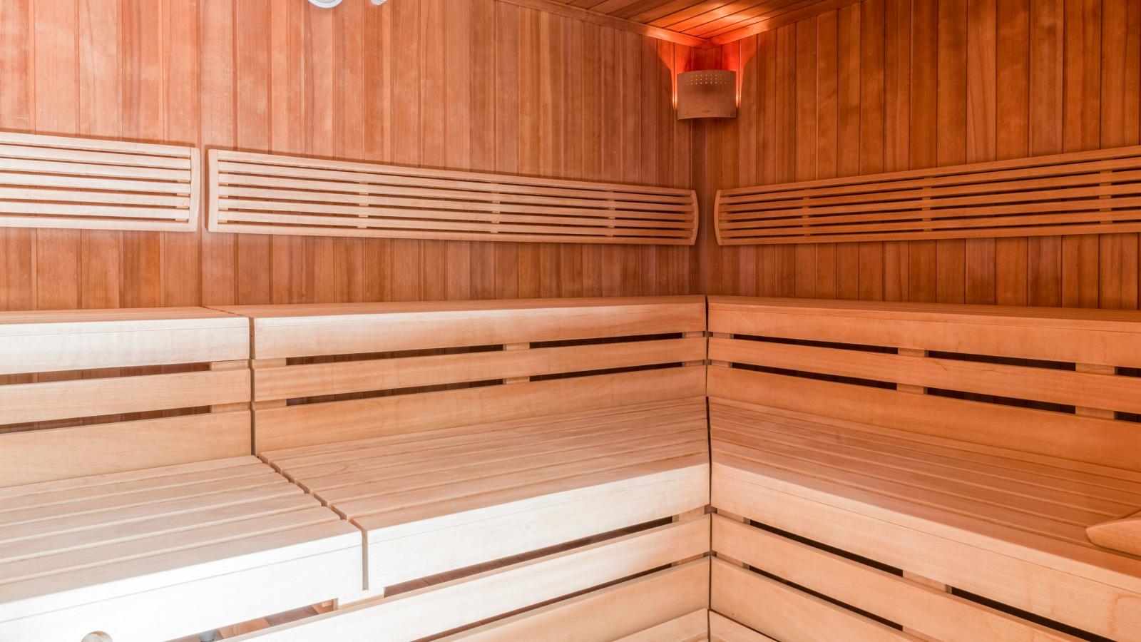 An der Gondelstation A4 - Sauna