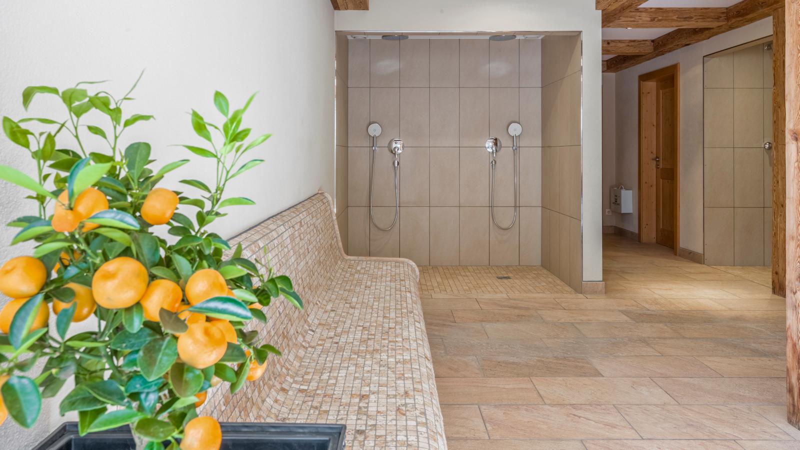 An der Gondelstation A4 - Wellness