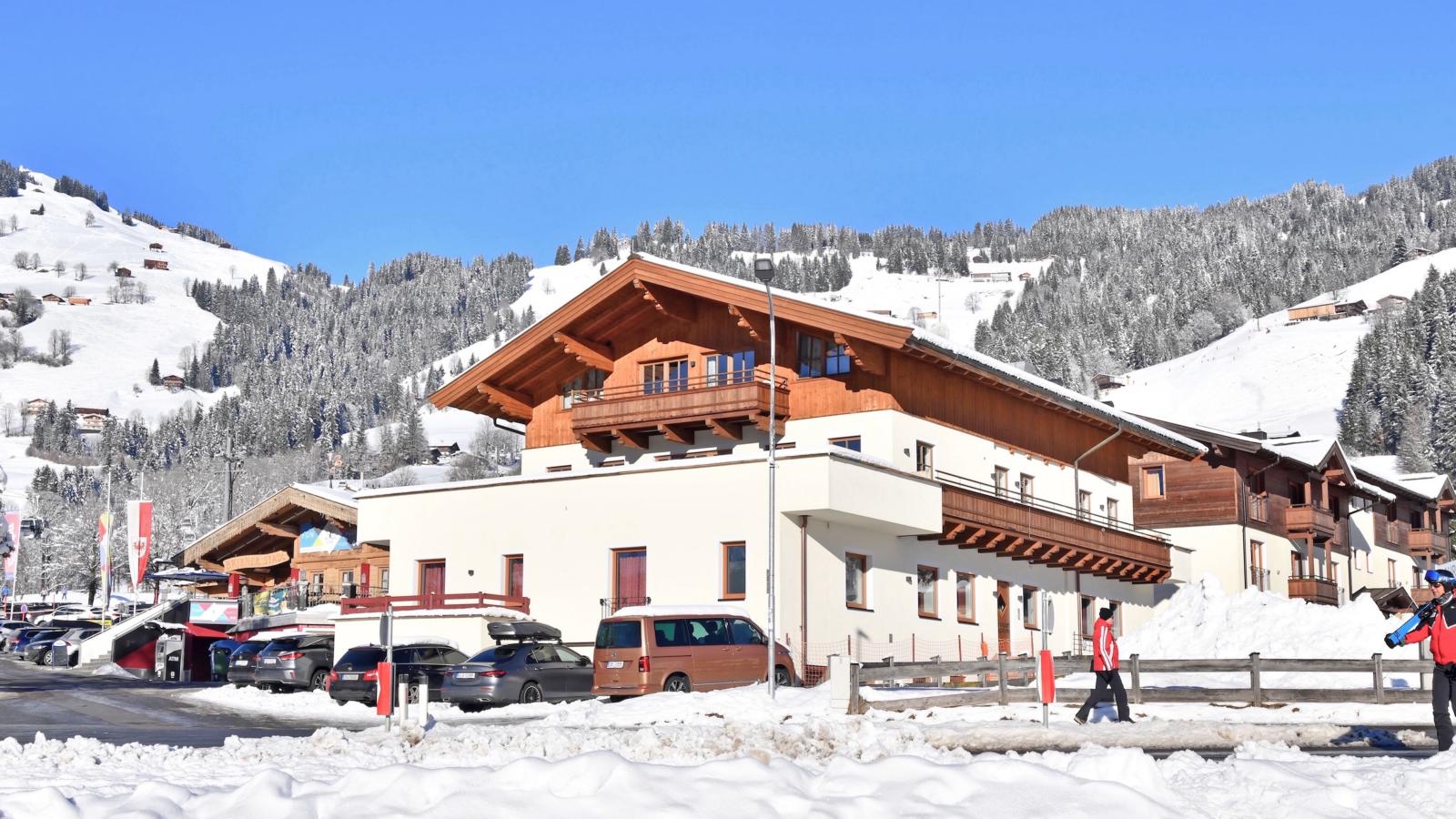 An der Gondelstation A5 - Exterior in winter