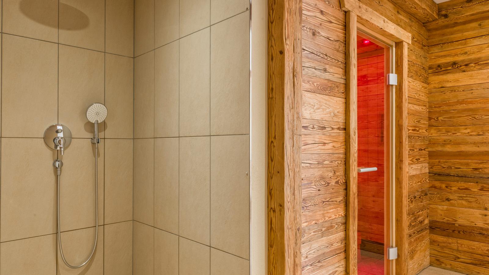 An der Gondelstation A6 - Sauna