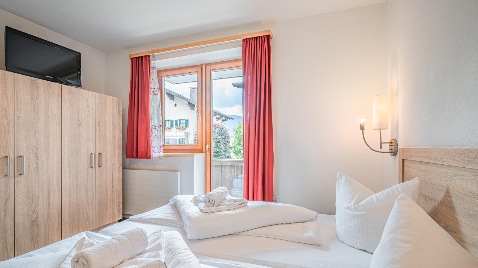 Janita XL - Bedroom