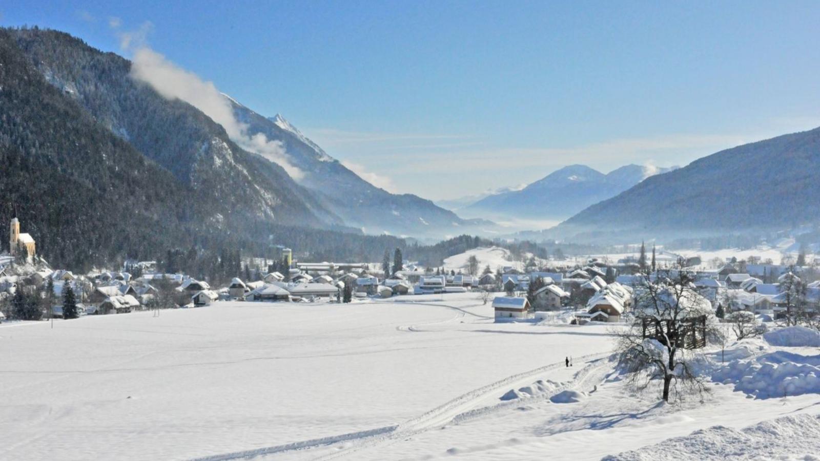 Seeblick am Pressegger See - Gebied winter 20km