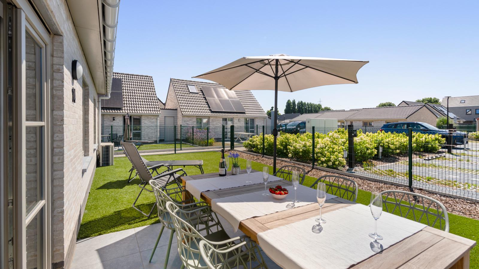 Westhinder II H14 - Terrasse/Balkon