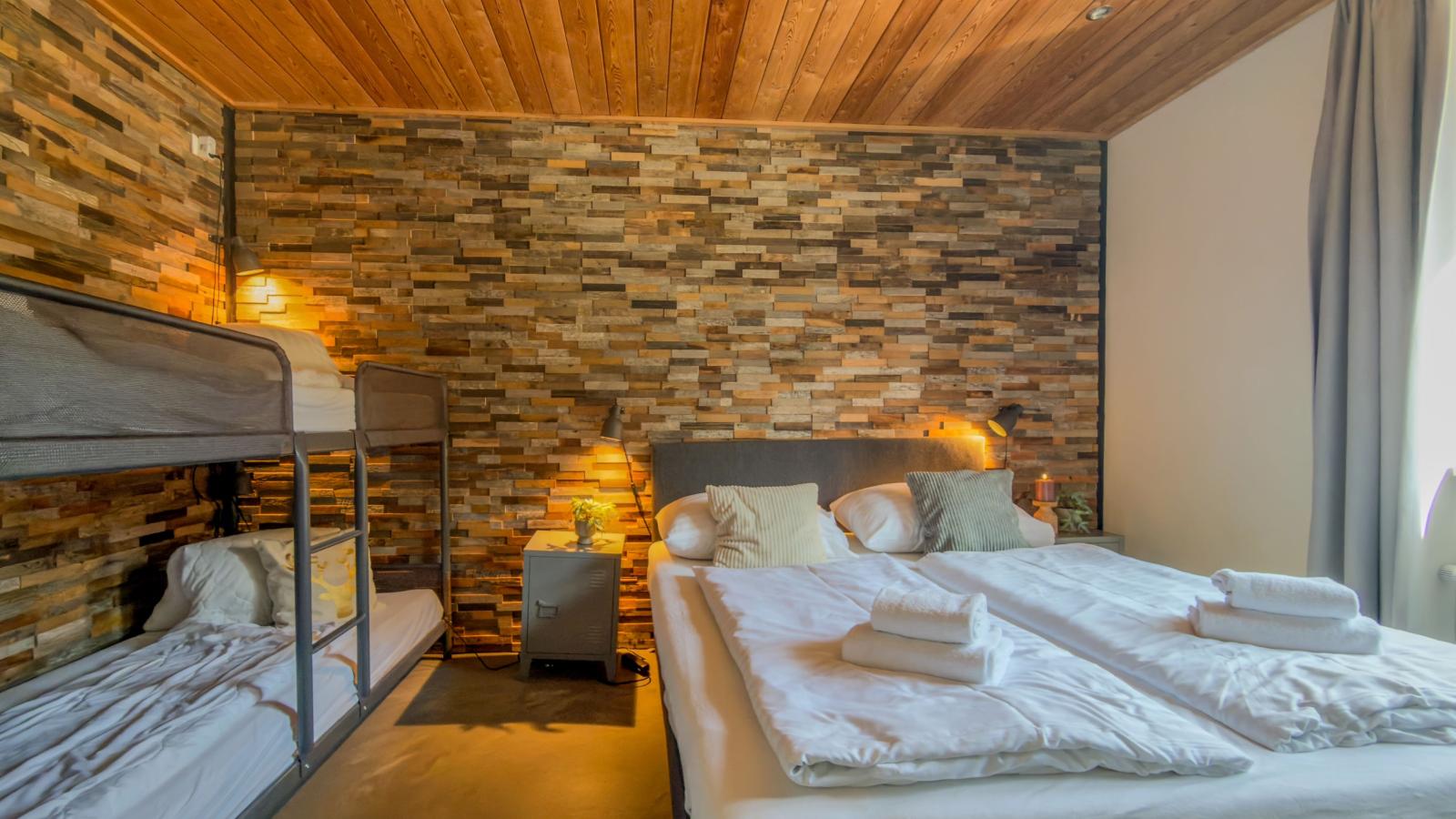 Seeglück am Pressegger See - Bedroom