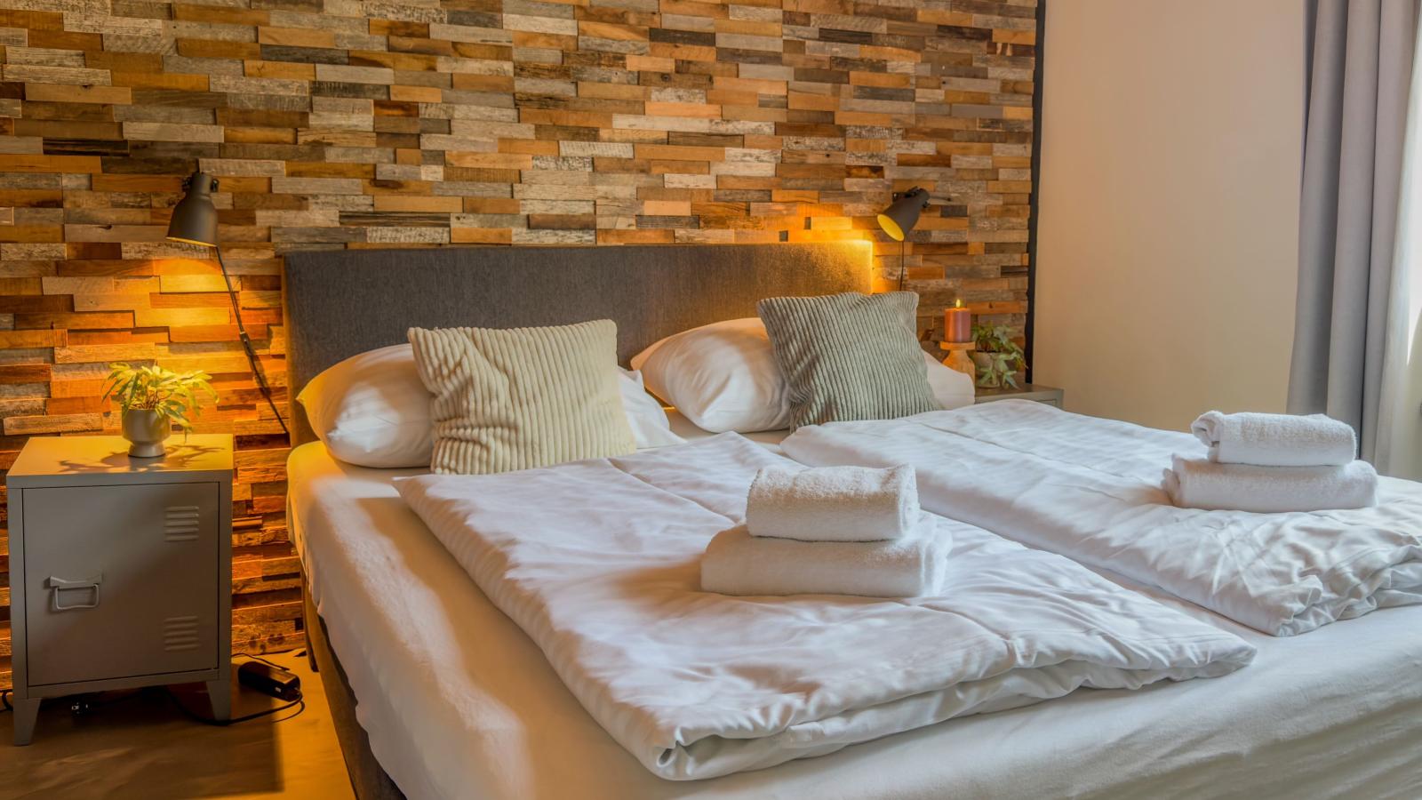 Seeglück am Pressegger See - Bedroom