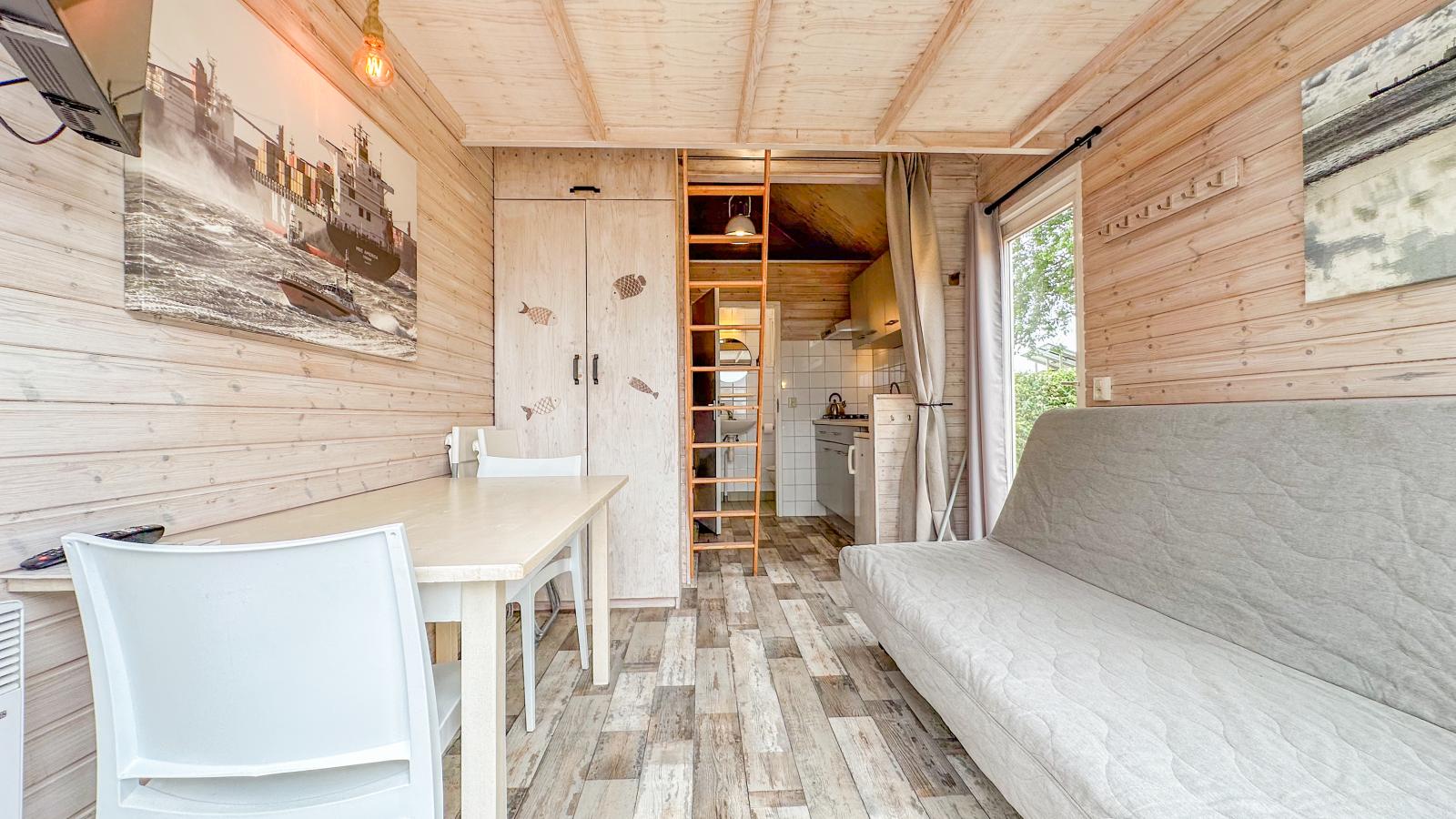 Surfers Cabin