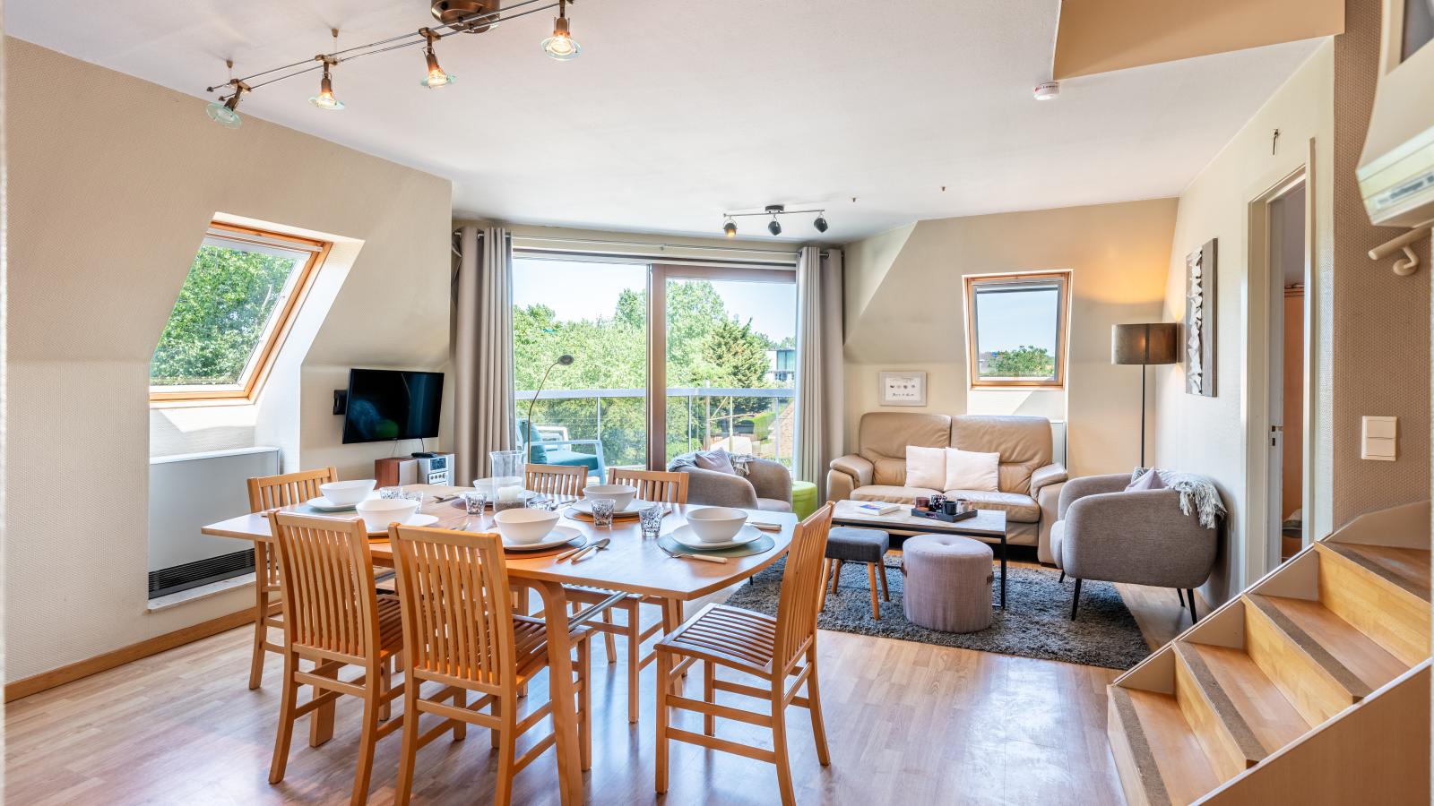 Donny - Dining room