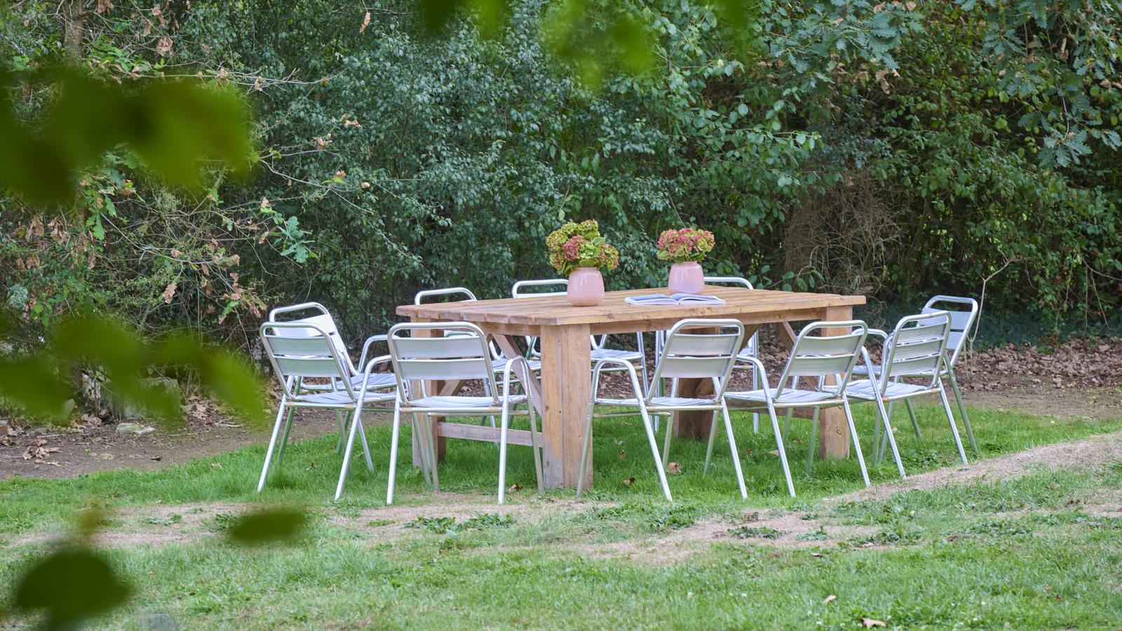 Maison Castariere - Garten Sommer