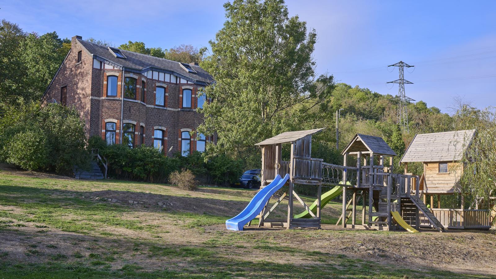 Maison Castariere - Außenbereich Sommer