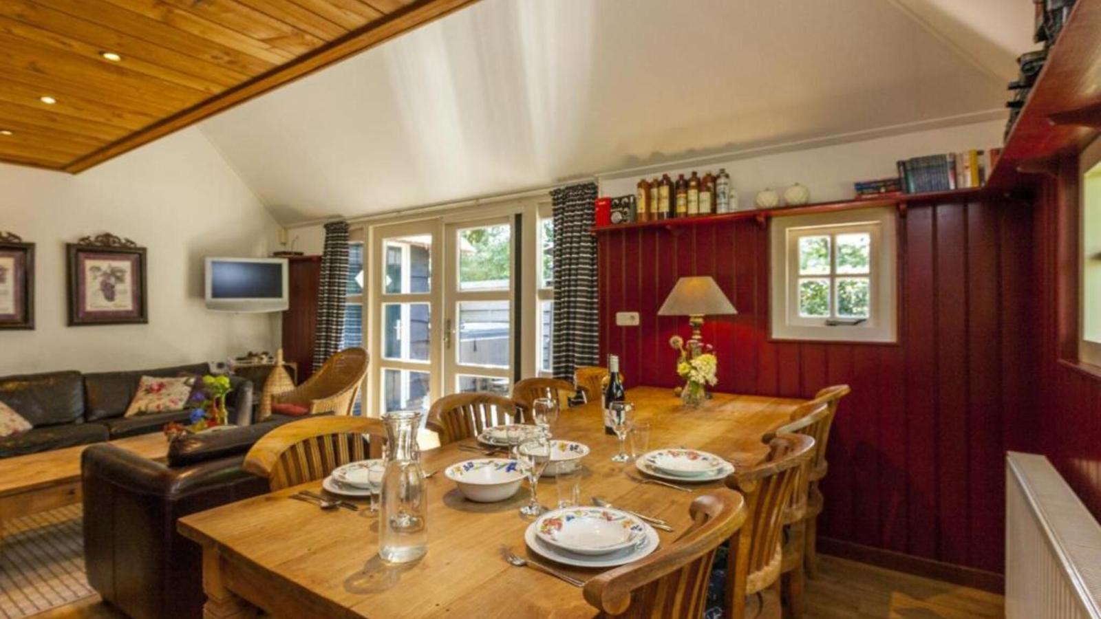 Hytte - Dining room