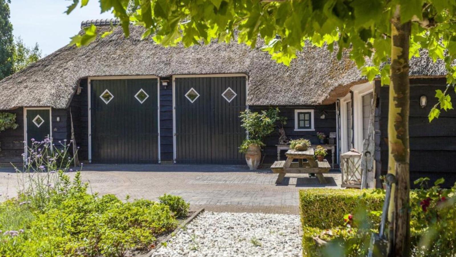 Hytte - Exterior in summer