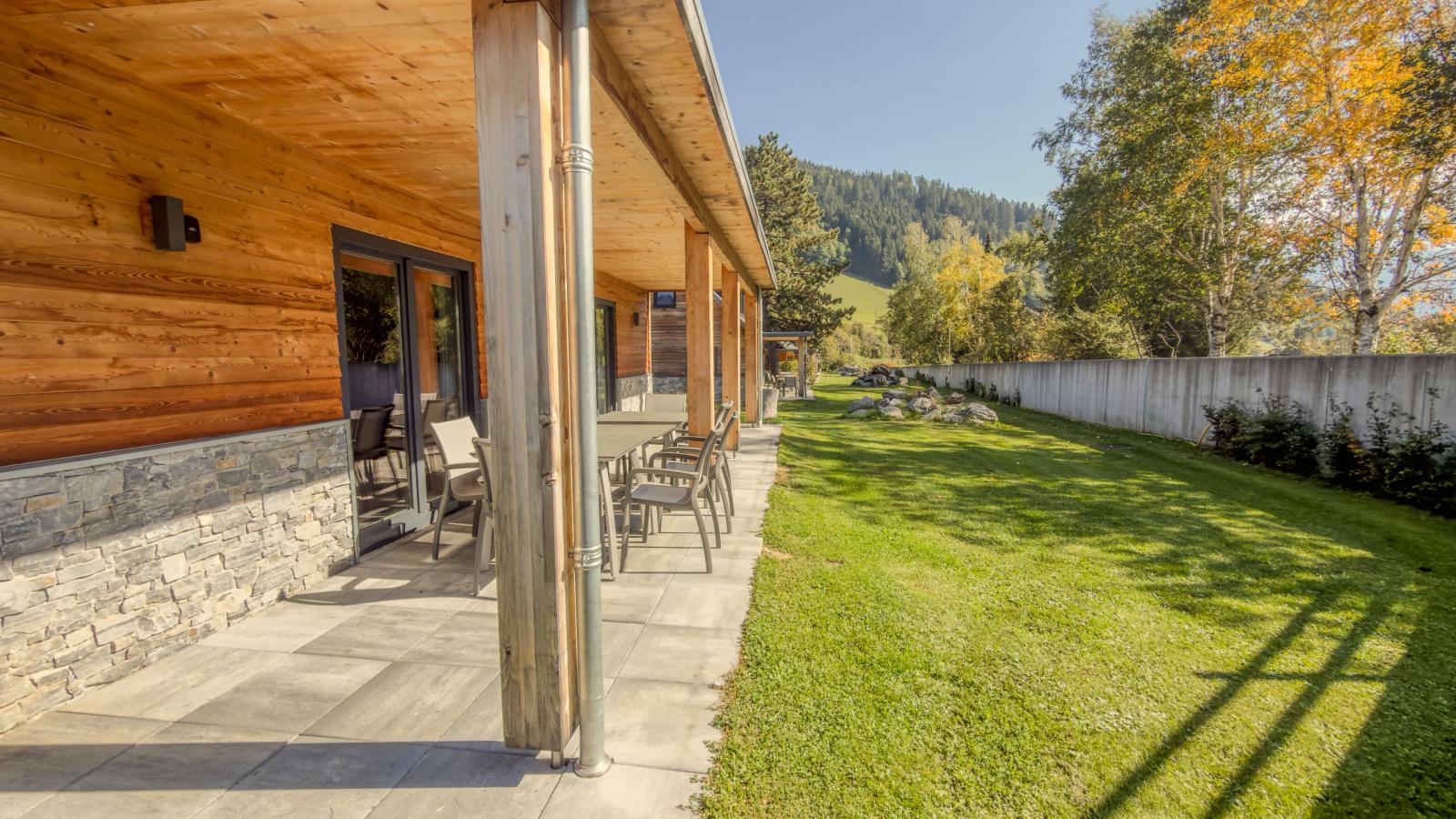 Bergblick am Afritzer See - Terrasse / balcon
