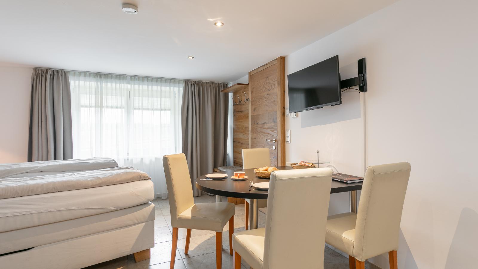 Studio mit Lounge - Dining room