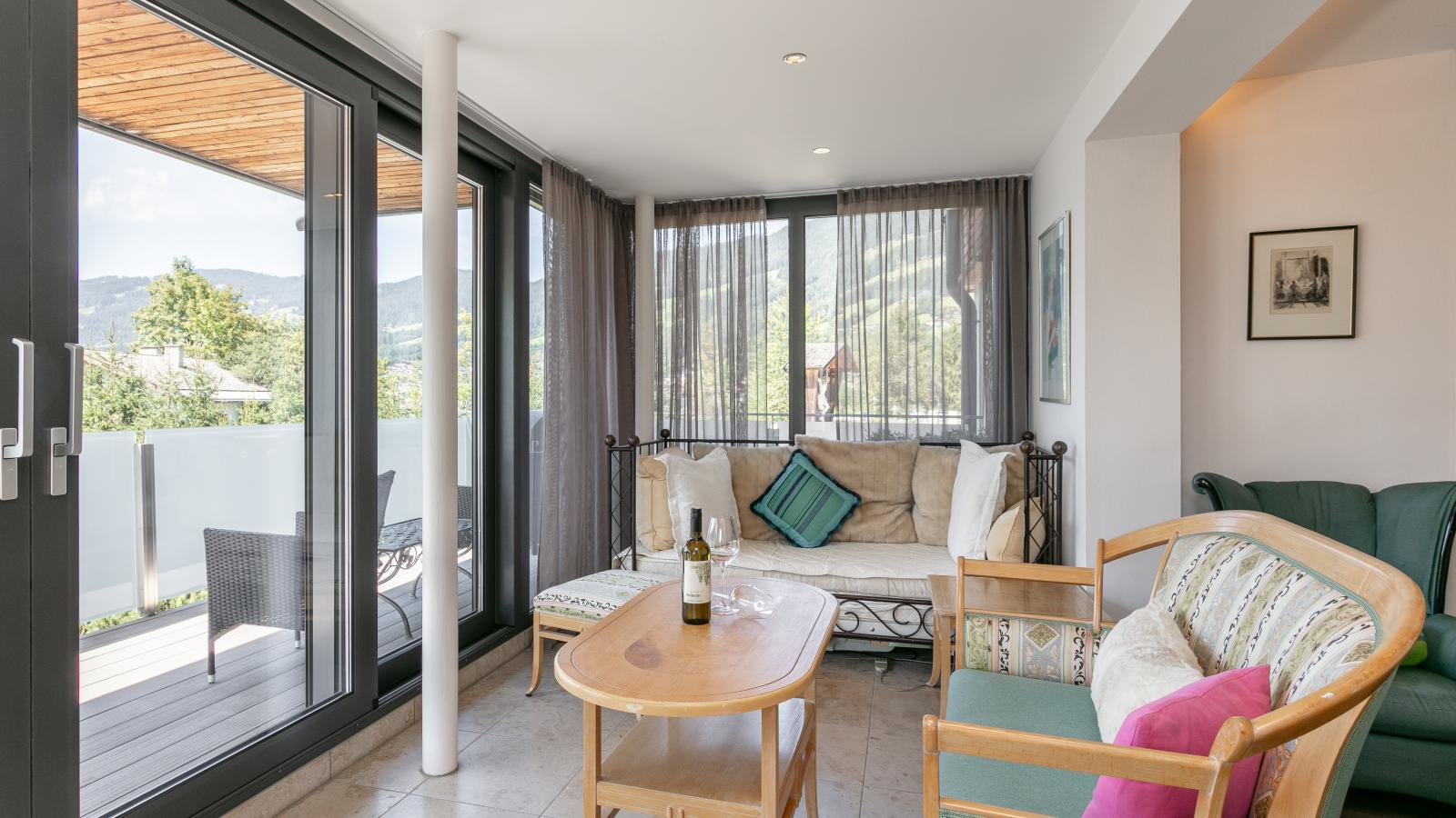 Premium Mountain View Suite - Woonkamer