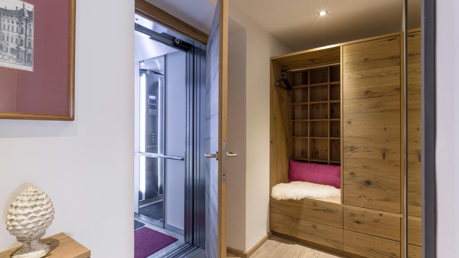 Premium Mountain View Suite - Empfangshalle