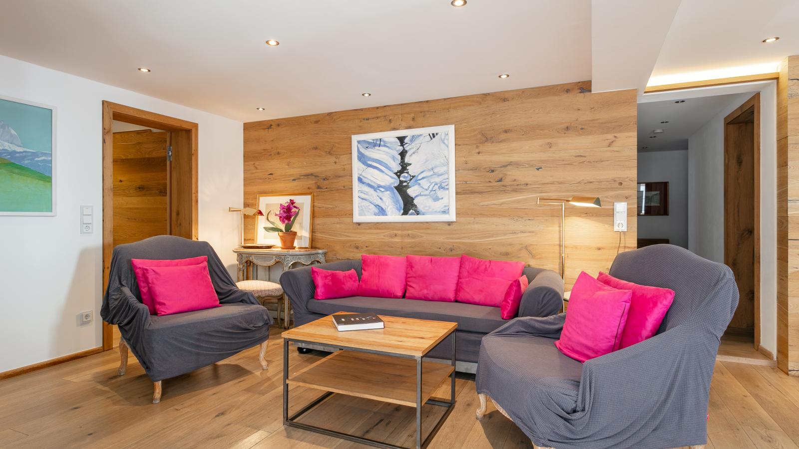 Premium Mountain View Suite