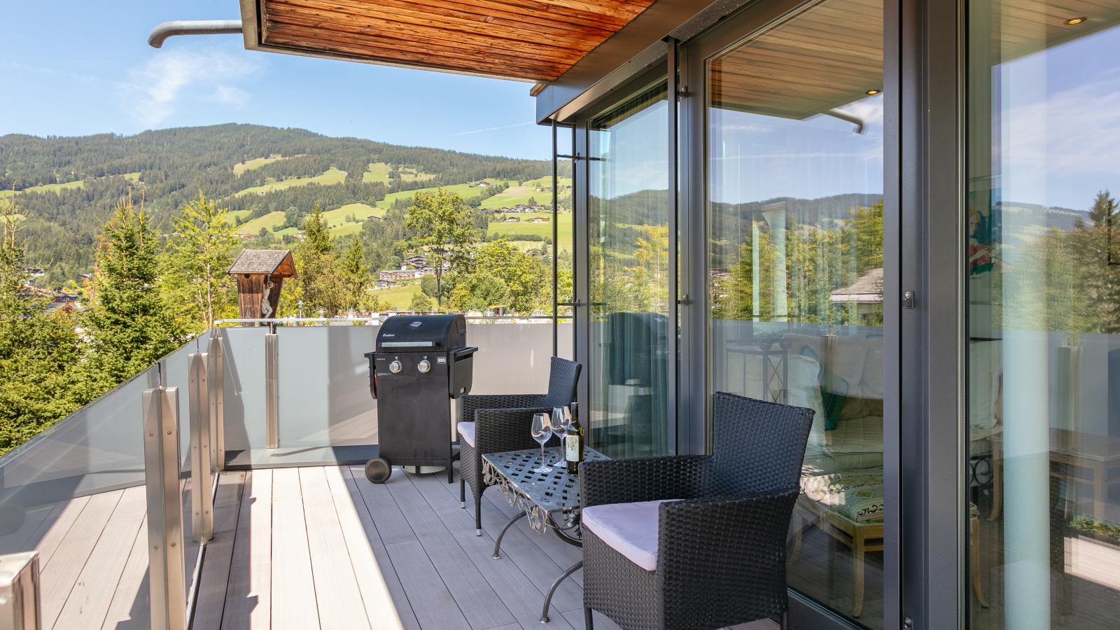 Premium Mountain View Suite - Terrasbalkon
