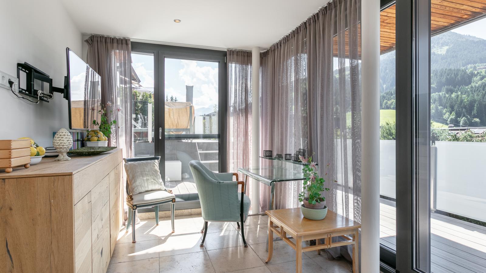 Premium Mountain View Suite - Woonkamer