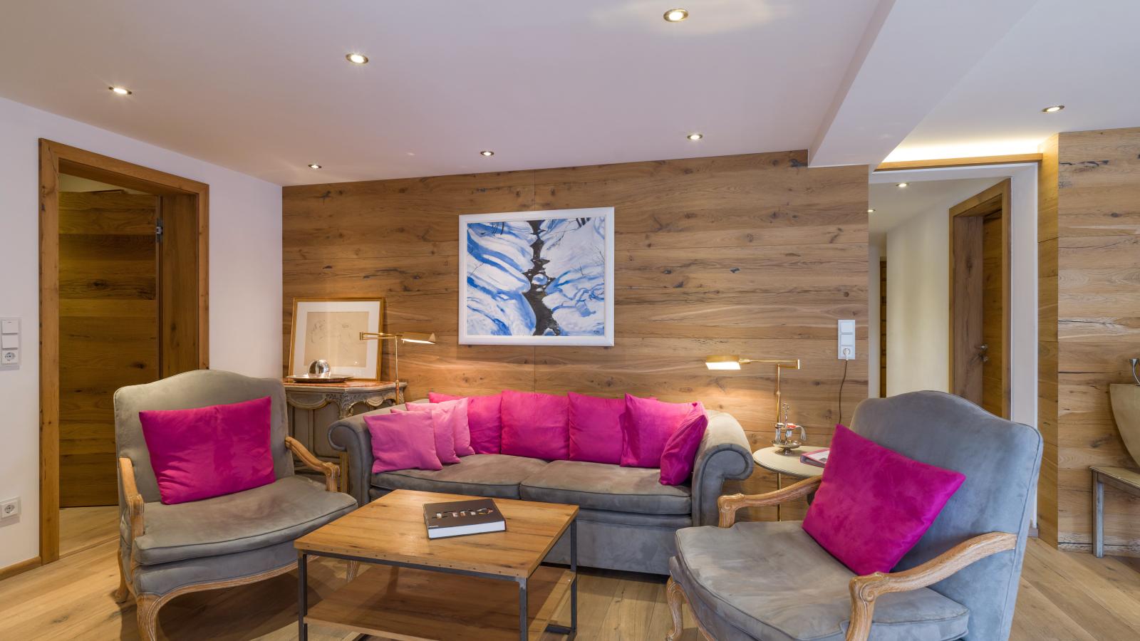 Premium Mountain View Suite