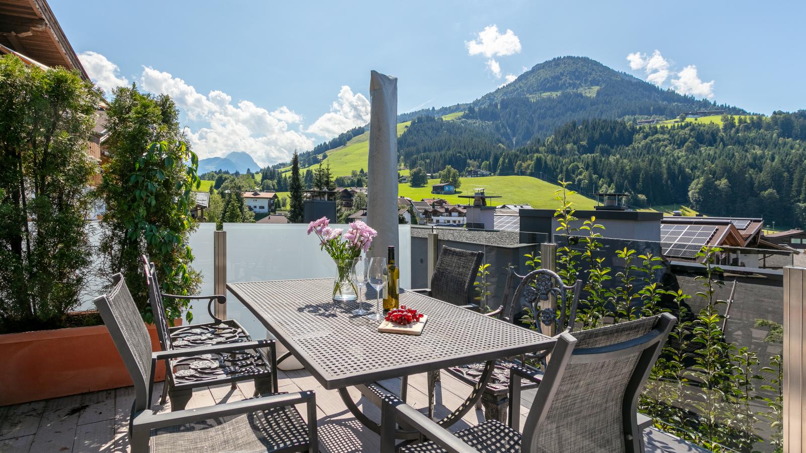 Premium Mountain View Suite - Terrasbalkon
