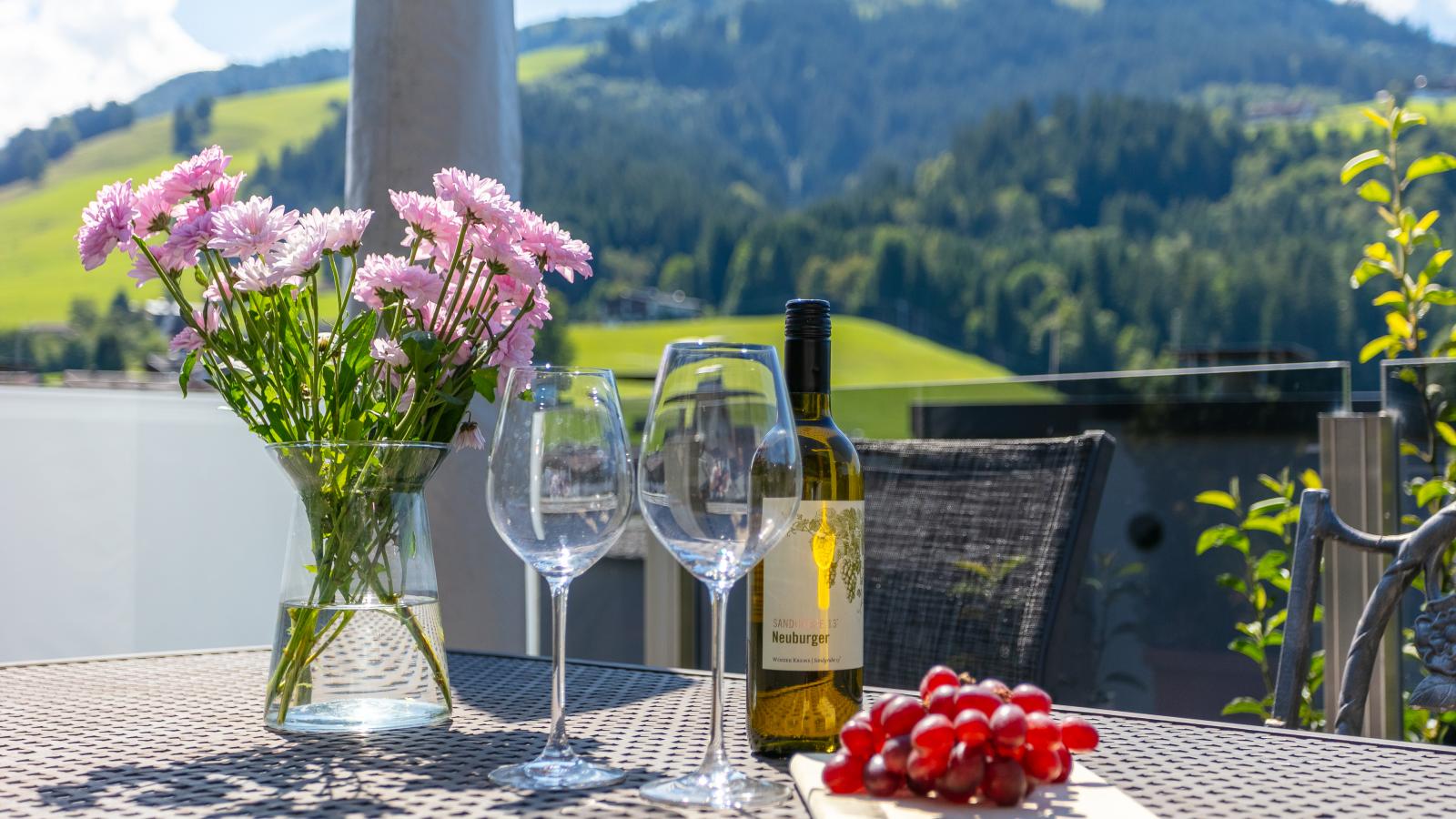 Premium Mountain View Suite - Terrasbalkon