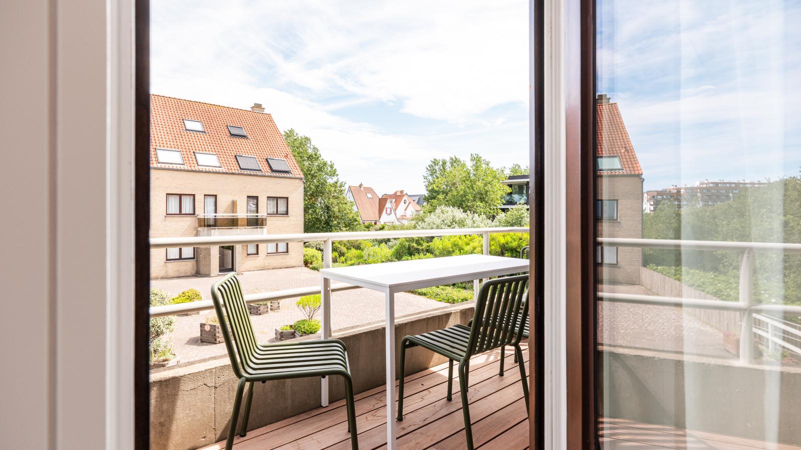 Sunshine - Terrace balcony