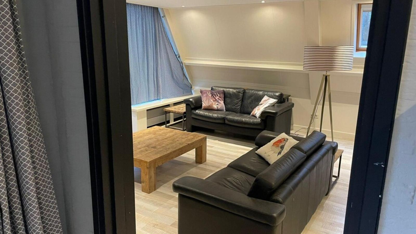 Aalbes - Salon