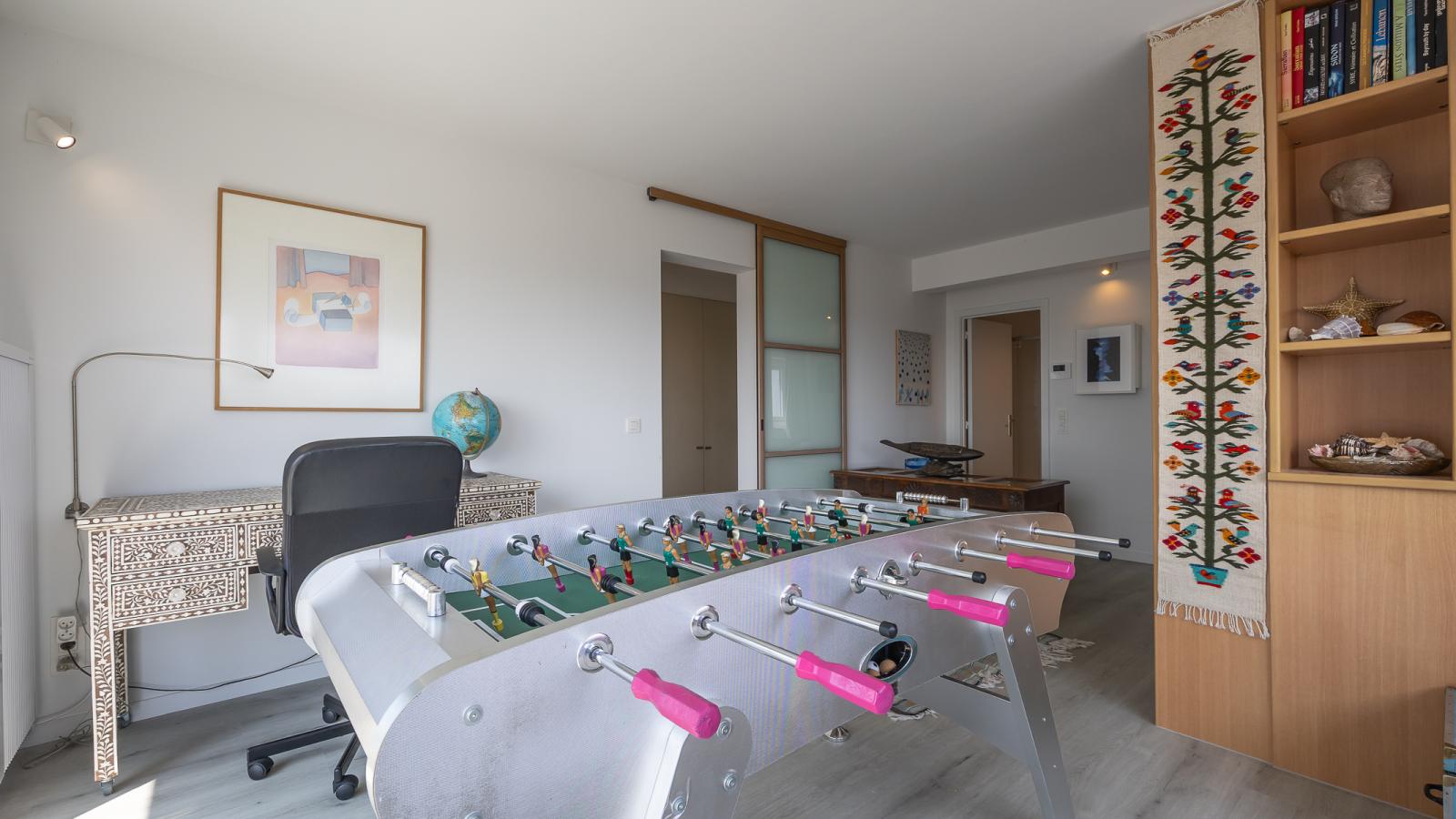 Manager0  - 0603 + park. 34 - Bedroom