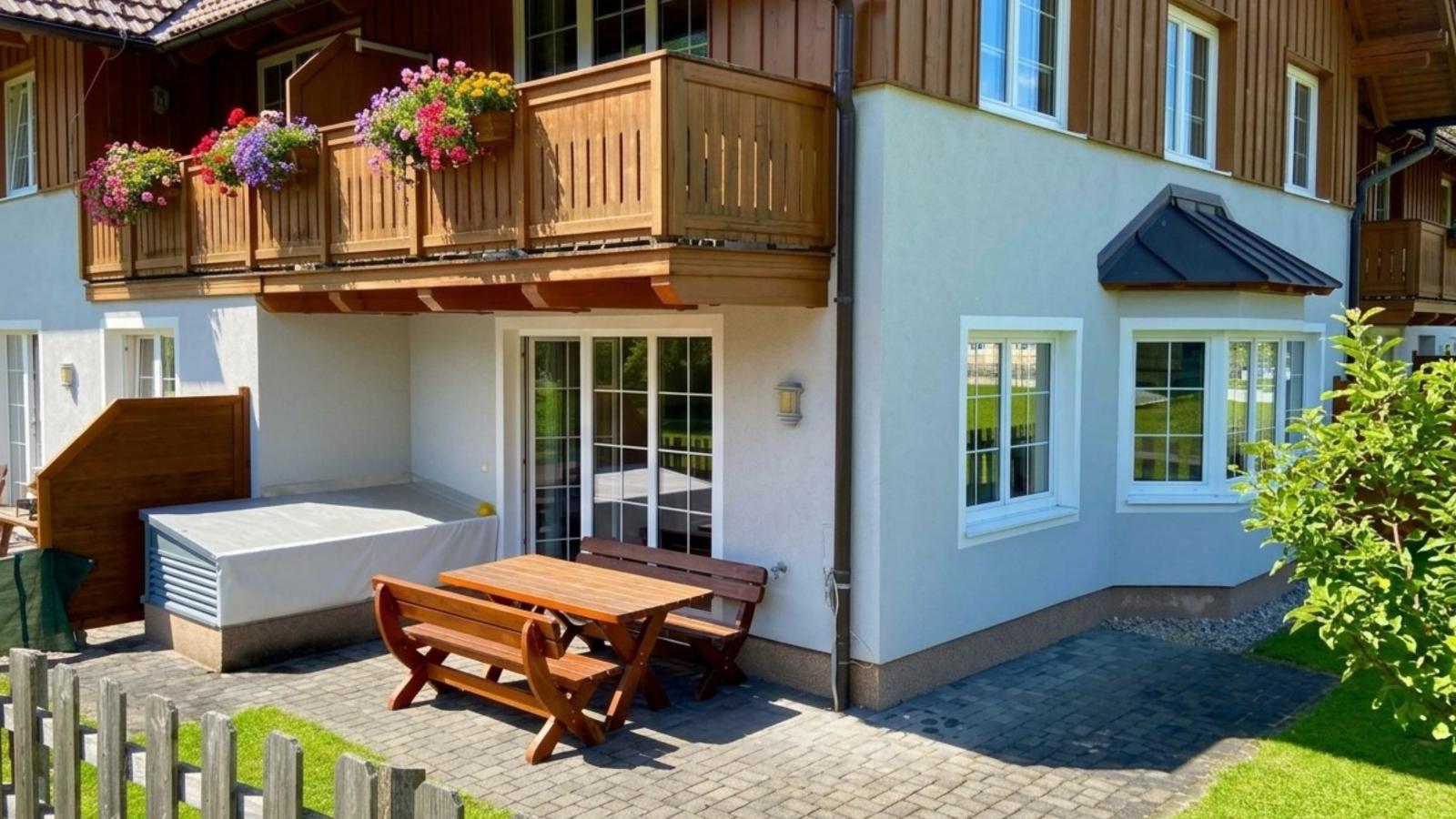 Aineckblick - Garten Sommer