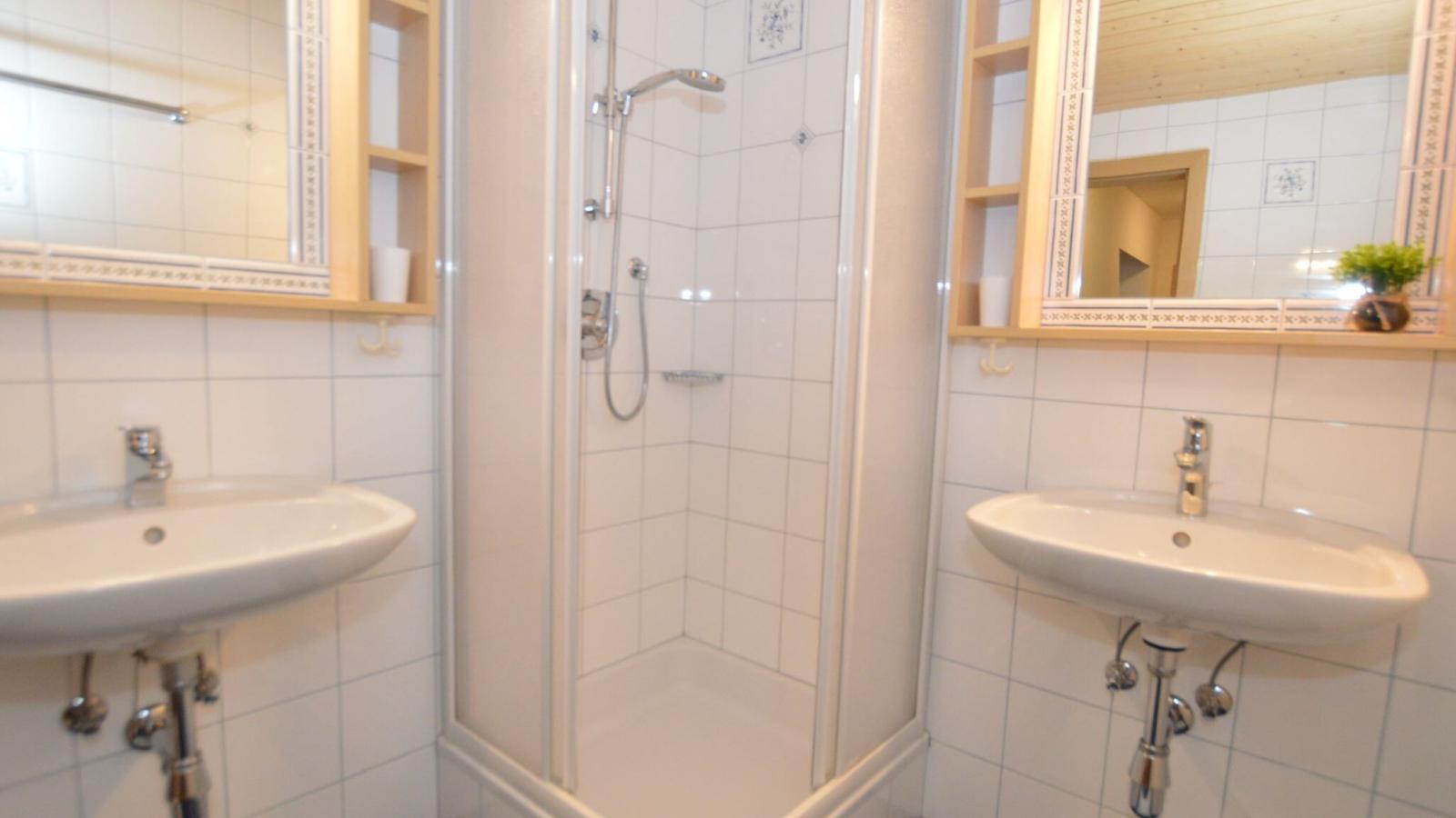 Wagrainer Bergnest 2 - Badezimmer