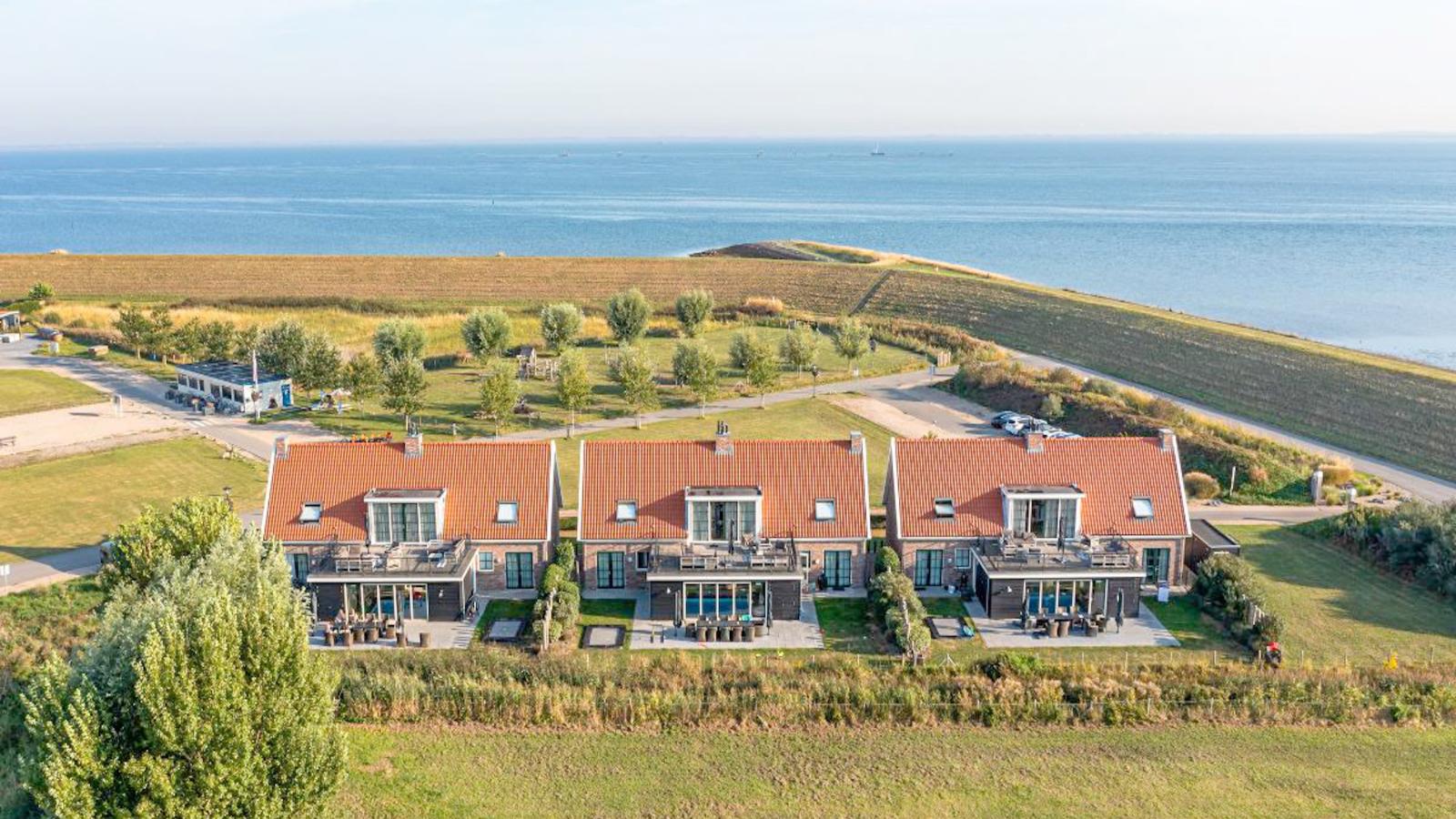 Aqua Vista 5 - Buitenkant zomer