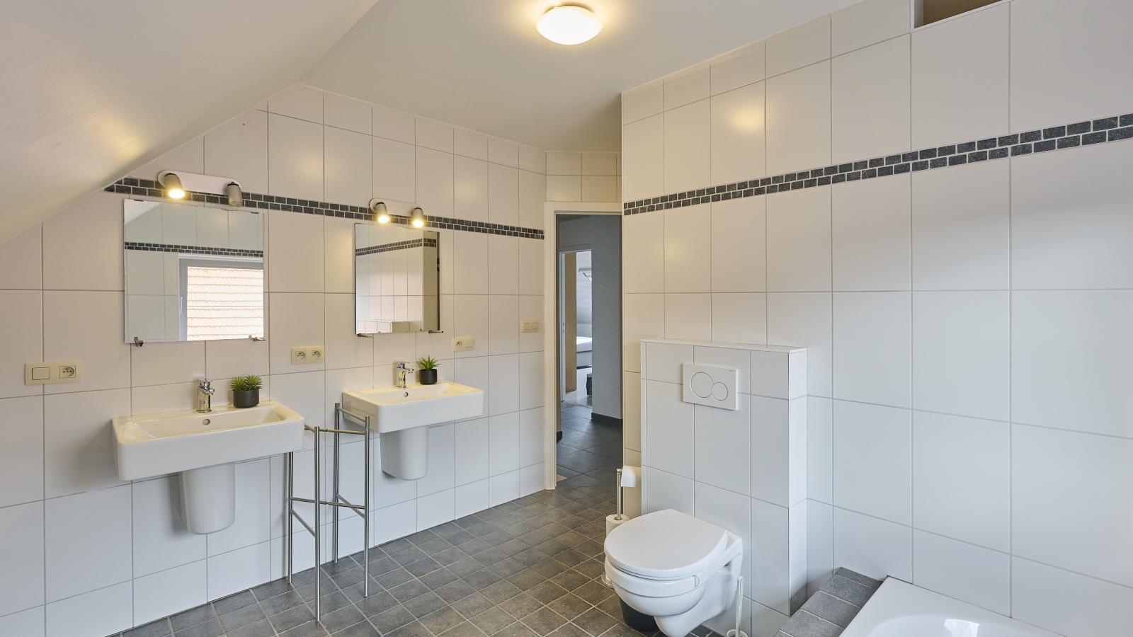 In de Wollekjes - Badkamer