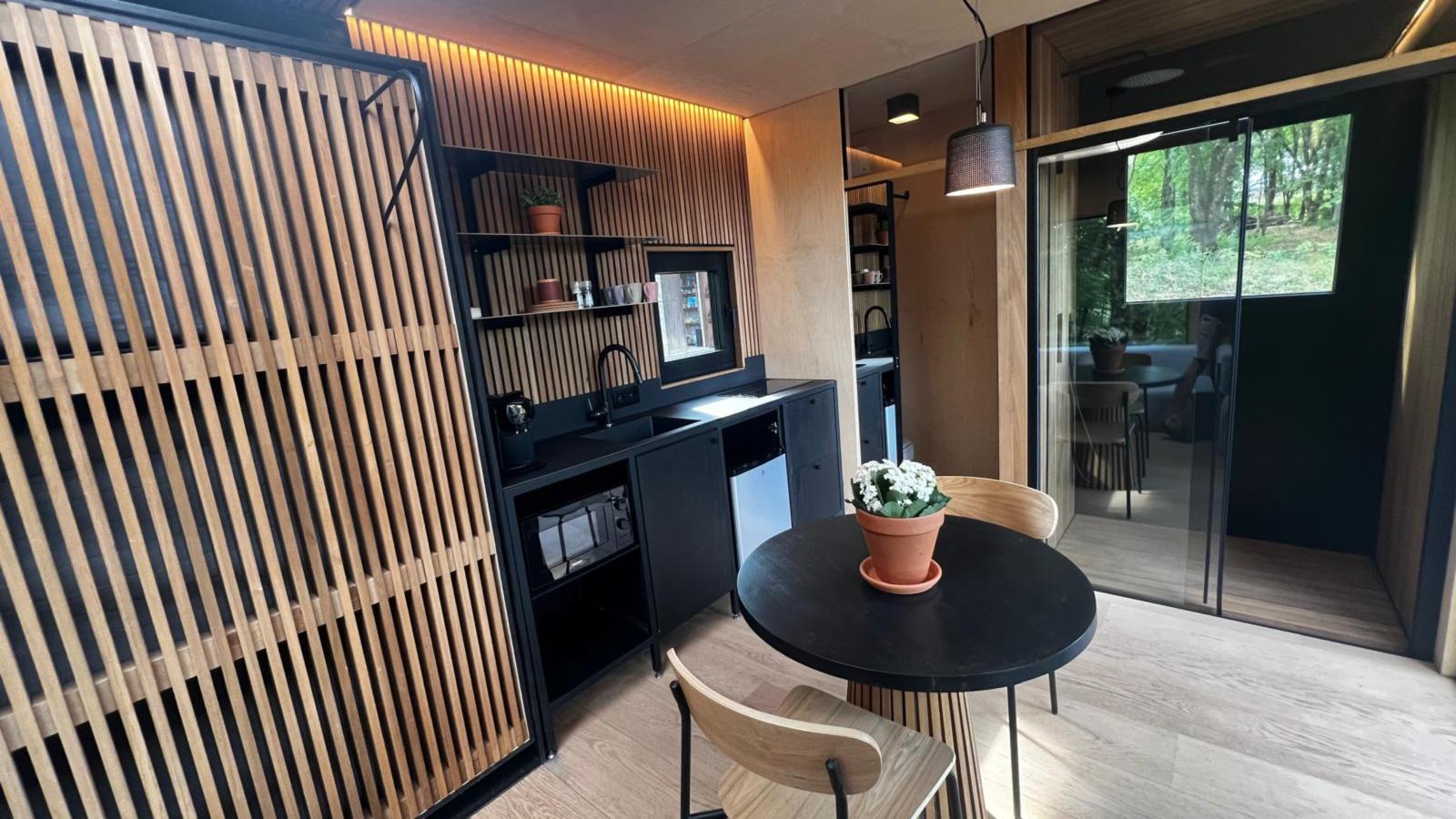 Be Tiny - Dining room