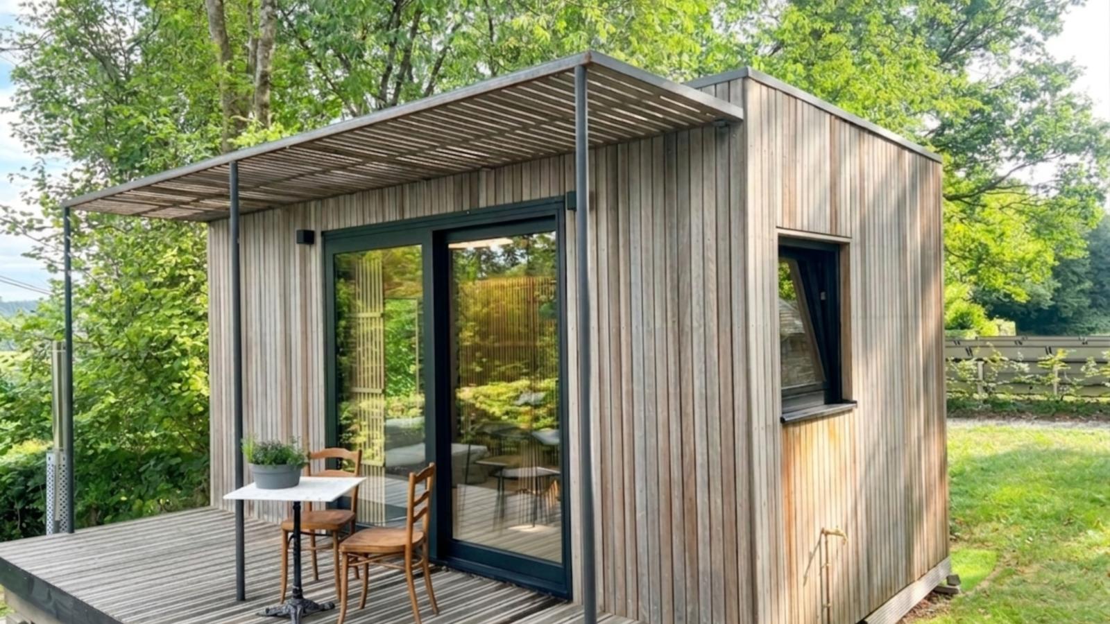 Be Tiny - Exterior in summer