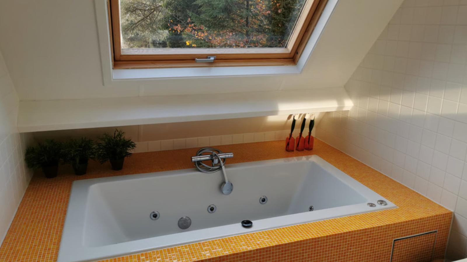 HasseBassie - Bathroom